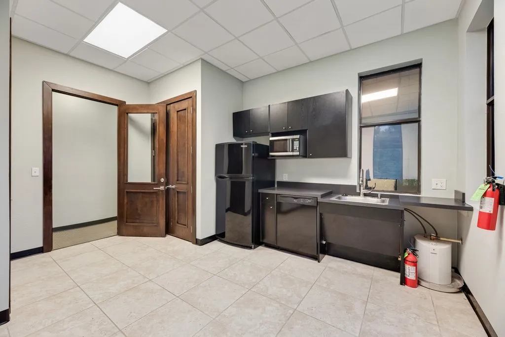 Office For Rent in Collin County , 5052 Tennyson Parkway 100, Plano, Texas 75024, 0, 0, Garage spaces, 0 Sqft, built in 2005, Preowned, mls#21234482, Real Estate Agent in Plano, Homes For Rent in Collin county, Homes For Rent in Plano, Realtor in Plano Texas, Real Estate Brokerage Independent Realty Texas, Luminita Cordes Realtor