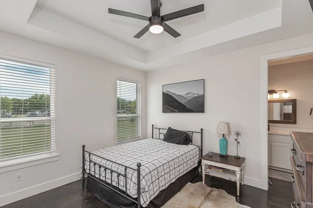 Single Family Residence For Sale in Hunt County , 5280 Fm 36 S, Caddo Mills, Texas 75135, 4 Bedroom, 4 Bathroom, 2 Garage spaces, 2,771 Sqft, built in 2022, Preowned, mls#21232025, Real Estate Agent in Caddo Mills, Homes For Sale in Hunt county, Homes For Sale in Caddo Mills, Realtor in Caddo Mills Texas, Real Estate Brokerage Independent Realty Texas, Luminita Cordes Realtor