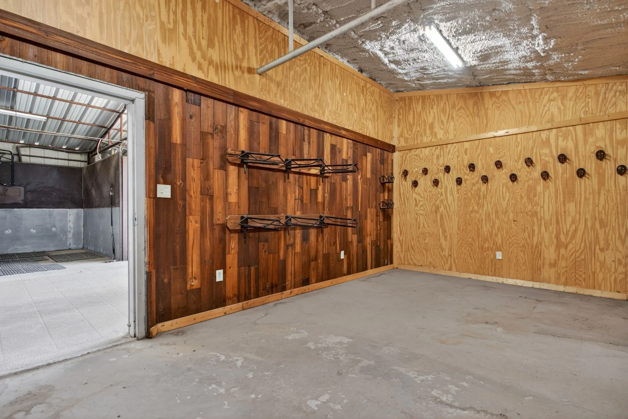 tack room