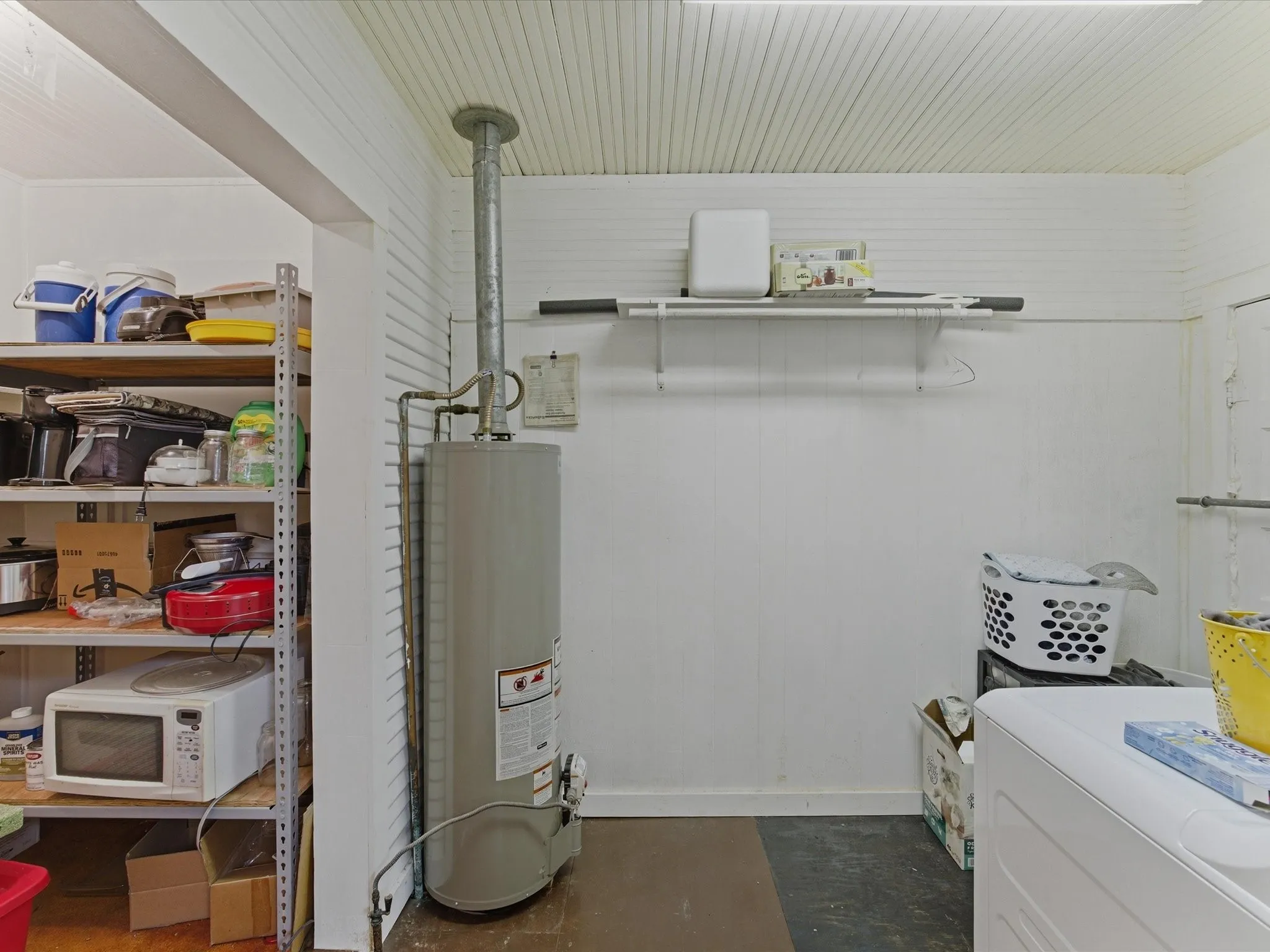 Single Family Residence For Sale in Ellis County , 2414 E Ennis Avenue A, Ennis, Texas 75119, 2 Bedroom, 1 Bathroom, Garage spaces, 1,076 Sqft, built in 1945, mls#21233183, Real Estate Agent in Ennis, Homes For Sale in Ellis county, Homes For Sale in Ennis, Realtor in Ennis Texas, Real Estate Brokerage Independent Realty Texas, Luminita Cordes Realtor