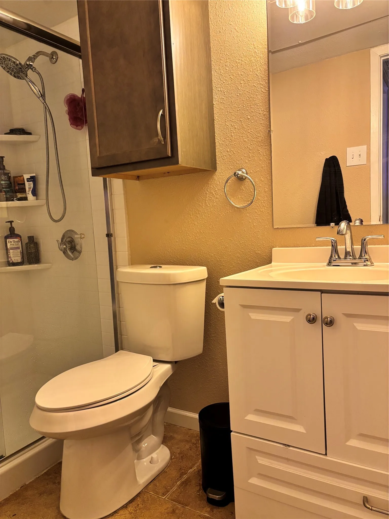 Condominium For Sale in Dallas County , 1603 N Garrett Avenue 100, Dallas, Texas 75206, 1 Bedroom, 1 Bathroom, Garage spaces, 568 Sqft, built in 1982, Preowned, mls#21231546, Real Estate Agent in Dallas, Homes For Sale in Dallas county, Homes For Sale in Dallas, Realtor in Dallas Texas, Real Estate Brokerage Independent Realty Texas, Luminita Cordes Realtor