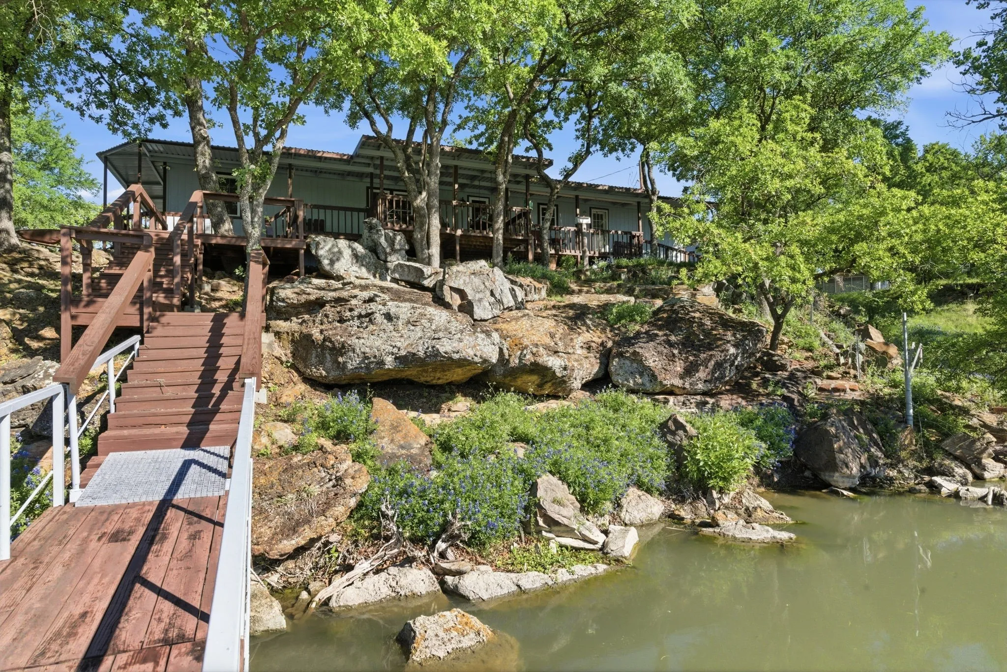 Single Family Residence For Sale in Palo Pinto County , 1069 Kennon Point, Palo Pinto, Texas 76484, 3 Bedroom, 2 Bathroom, 3 Garage spaces, 1,782 Sqft, built in 1999, mls#21233083, Real Estate Agent in Palo Pinto, Homes For Sale in Palo Pinto county, Homes For Sale in Palo Pinto, Realtor in Palo Pinto Texas, Real Estate Brokerage Independent Realty Texas, Luminita Cordes Realtor