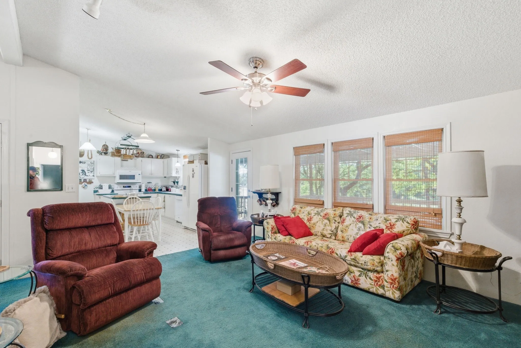 Single Family Residence For Sale in Palo Pinto County , 1069 Kennon Point, Palo Pinto, Texas 76484, 3 Bedroom, 2 Bathroom, 3 Garage spaces, 1,782 Sqft, built in 1999, mls#21233083, Real Estate Agent in Palo Pinto, Homes For Sale in Palo Pinto county, Homes For Sale in Palo Pinto, Realtor in Palo Pinto Texas, Real Estate Brokerage Independent Realty Texas, Luminita Cordes Realtor