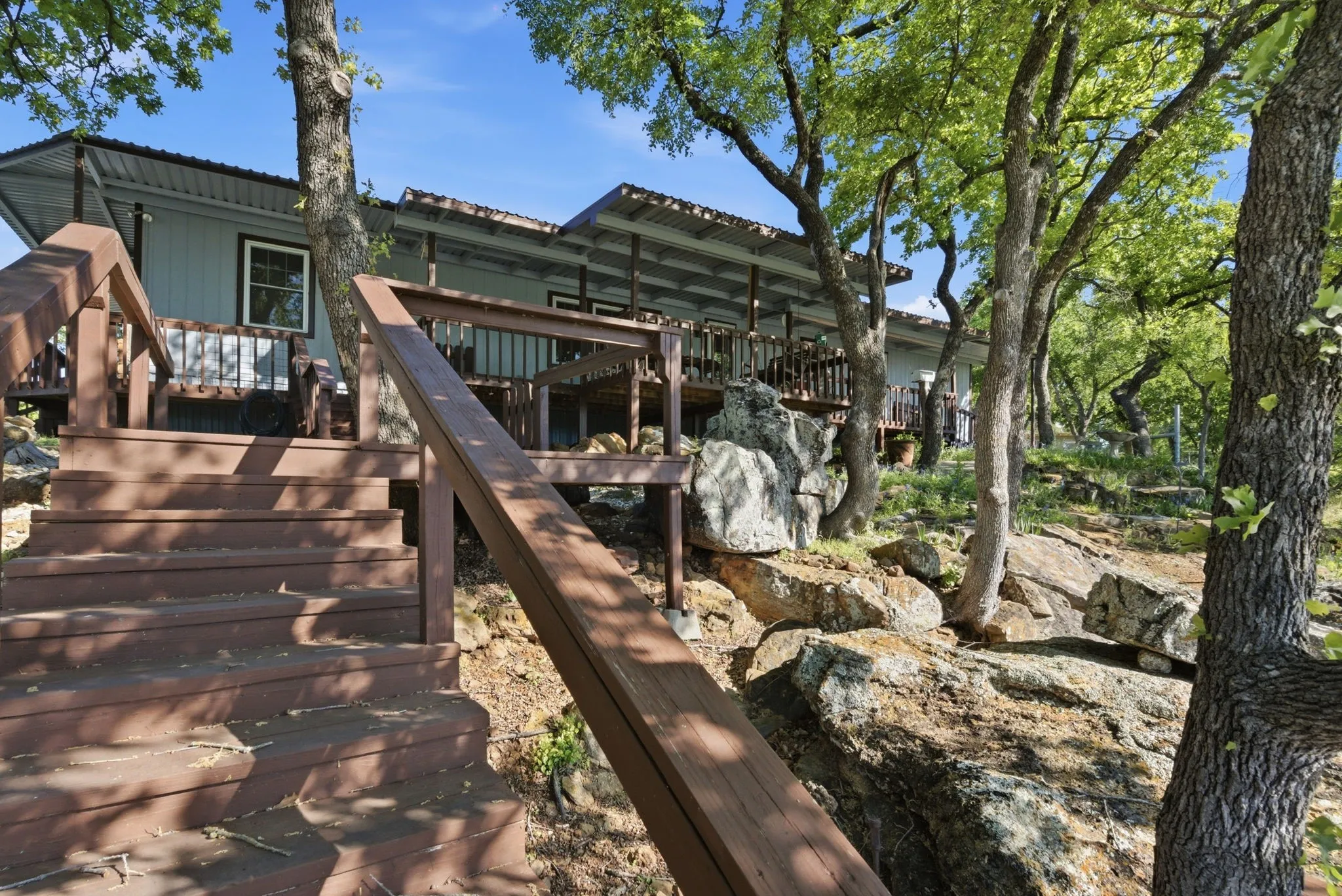 Single Family Residence For Sale in Palo Pinto County , 1069 Kennon Point, Palo Pinto, Texas 76484, 3 Bedroom, 2 Bathroom, 3 Garage spaces, 1,782 Sqft, built in 1999, mls#21233083, Real Estate Agent in Palo Pinto, Homes For Sale in Palo Pinto county, Homes For Sale in Palo Pinto, Realtor in Palo Pinto Texas, Real Estate Brokerage Independent Realty Texas, Luminita Cordes Realtor