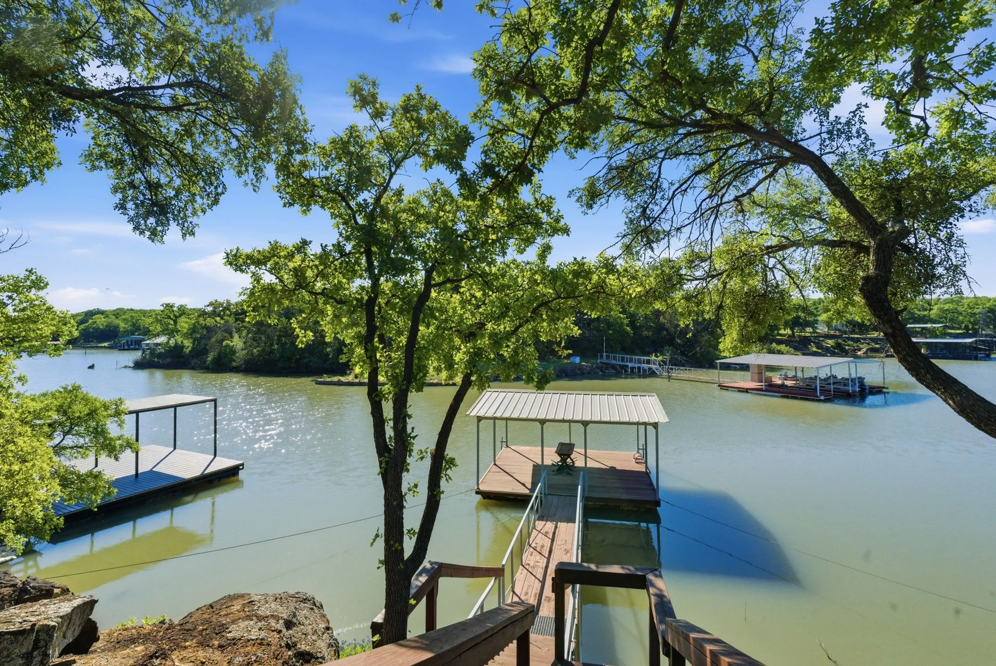 Single Family Residence For Sale in Palo Pinto County , 1069 Kennon Point, Palo Pinto, Texas 76484, 3 Bedroom, 2 Bathroom, 3 Garage spaces, 1,782 Sqft, built in 1999, mls#21233083, Real Estate Agent in Palo Pinto, Homes For Sale in Palo Pinto county, Homes For Sale in Palo Pinto, Realtor in Palo Pinto Texas, Real Estate Brokerage Independent Realty Texas, Luminita Cordes Realtor
