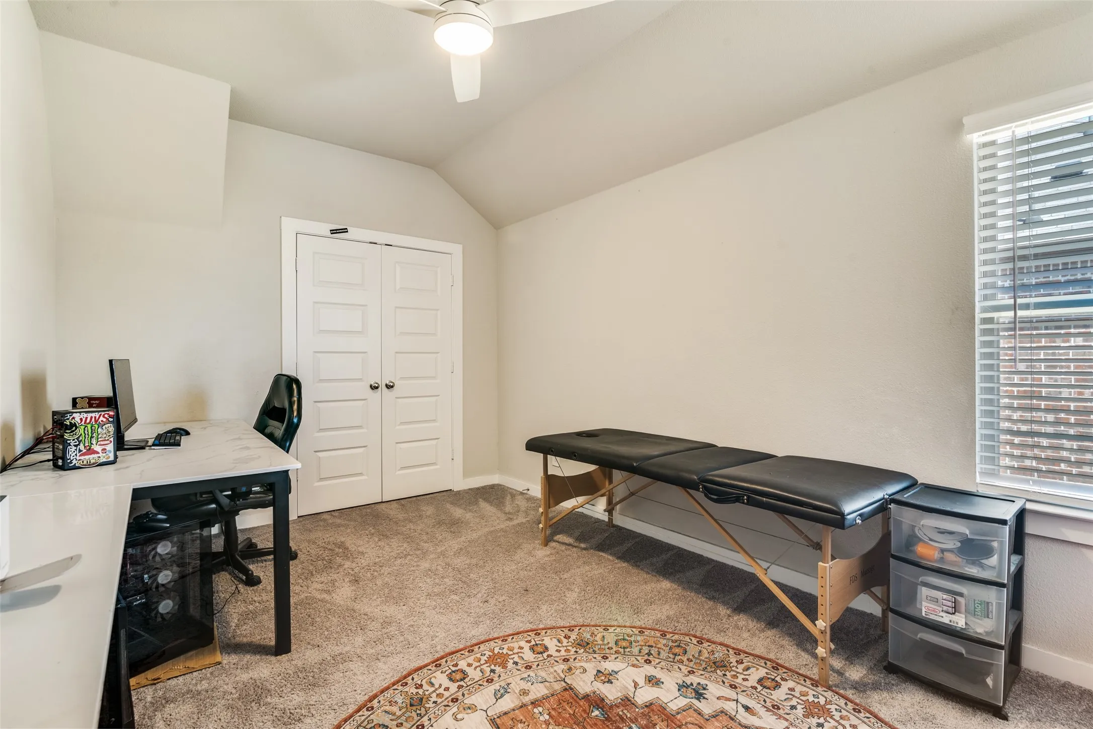 Secondary bedroom