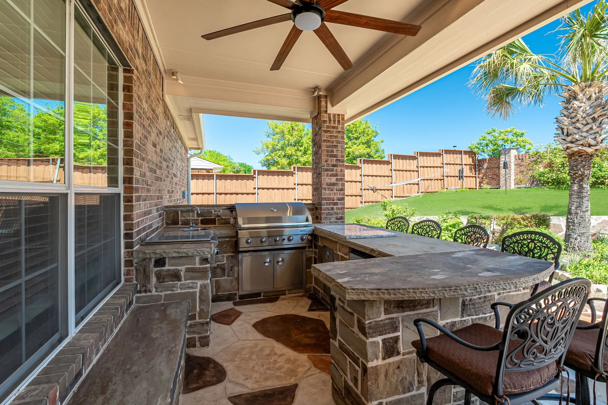 Single Family Residence For Sale in Dallas County , 6 Kilchurn, Garland, Texas 75044, 5 Bedroom, 6 Bathroom, 3 Garage spaces, 5,267 Sqft, built in 2004, Preowned, mls#21233376, Real Estate Agent in Garland, Homes For Sale in Dallas county, Homes For Sale in Garland, Realtor in Garland Texas, Real Estate Brokerage Independent Realty Texas, Luminita Cordes Realtor