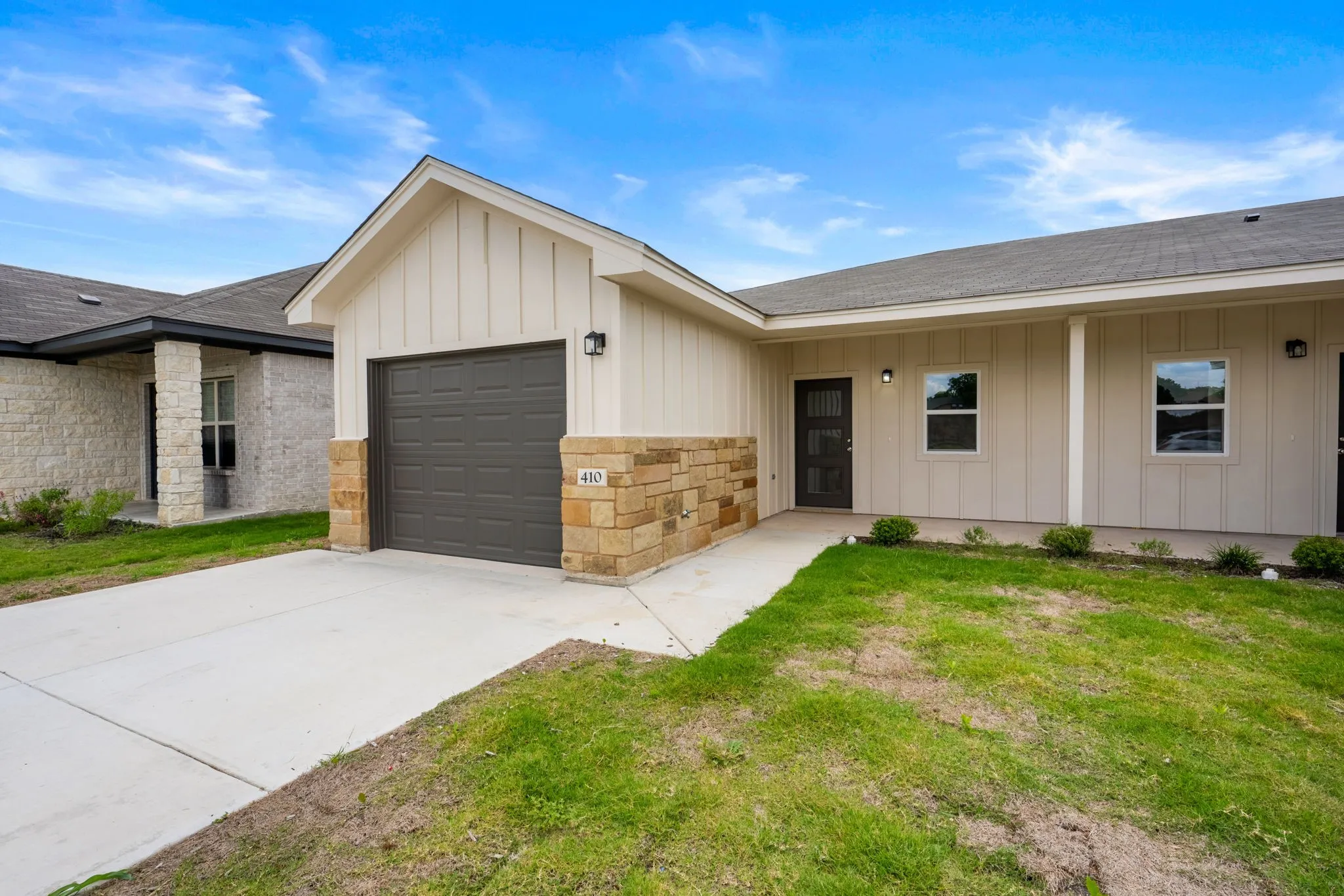 Townhouse For Sale in Coryell County , 410 W Avenue C, Copperas Cove, Texas 76522, 3 Bedroom, 2 Bathroom, 1 Garage spaces, 1,391 Sqft, built in 2025, mls#21230205, Real Estate Agent in Copperas Cove, Homes For Sale in Coryell county, Homes For Sale in Copperas Cove, Realtor in Copperas Cove Texas, Real Estate Brokerage Independent Realty Texas, Luminita Cordes Realtor