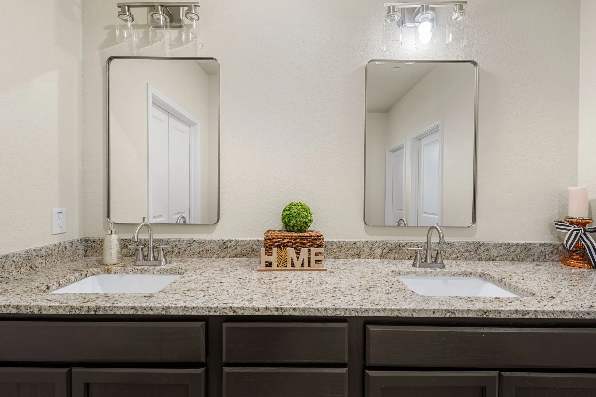 Townhouse For Sale in Coryell County , 410 W Avenue C, Copperas Cove, Texas 76522, 3 Bedroom, 2 Bathroom, 1 Garage spaces, 1,391 Sqft, built in 2025, mls#21230205, Real Estate Agent in Copperas Cove, Homes For Sale in Coryell county, Homes For Sale in Copperas Cove, Realtor in Copperas Cove Texas, Real Estate Brokerage Independent Realty Texas, Luminita Cordes Realtor