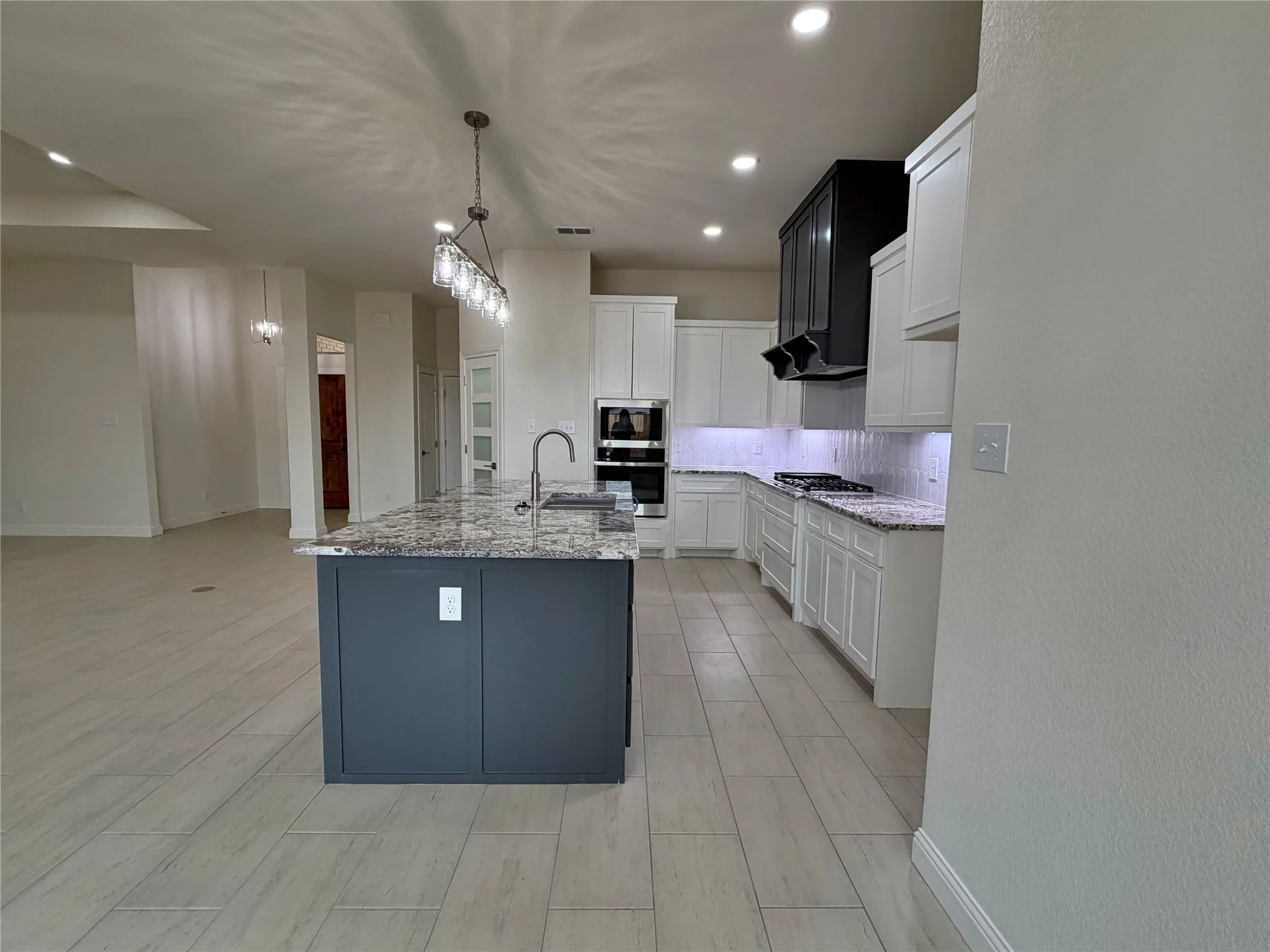 Single Family Residence For Sale in Taylor County , 6718 Lantana Avenue, Abilene, Texas 79606, 4 Bedroom, 2 Bathroom, 2 Garage spaces, 2,098 Sqft, built in 2026, New Construction - Incomplete, mls#21234654, Real Estate Agent in Abilene, Homes For Sale in Taylor county, Homes For Sale in Abilene, Realtor in Abilene Texas, Real Estate Brokerage Independent Realty Texas, Luminita Cordes Realtor