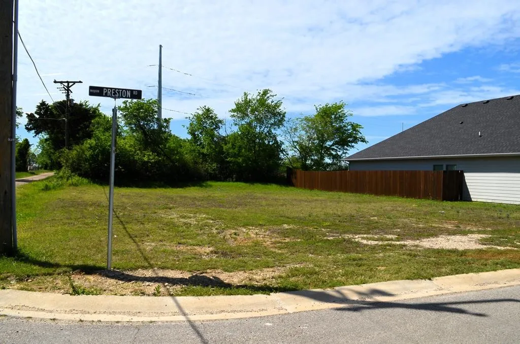 Unimproved Land For Sale in Kaufman County , 354 Preston Road, Mabank, Texas 75147, 0, 0, Garage spaces, 0 Sqft, built in 0, mls#21234709, Real Estate Agent in Mabank, Homes For Sale in Kaufman county, Homes For Sale in Mabank, Realtor in Mabank Texas, Real Estate Brokerage Independent Realty Texas, Luminita Cordes Realtor