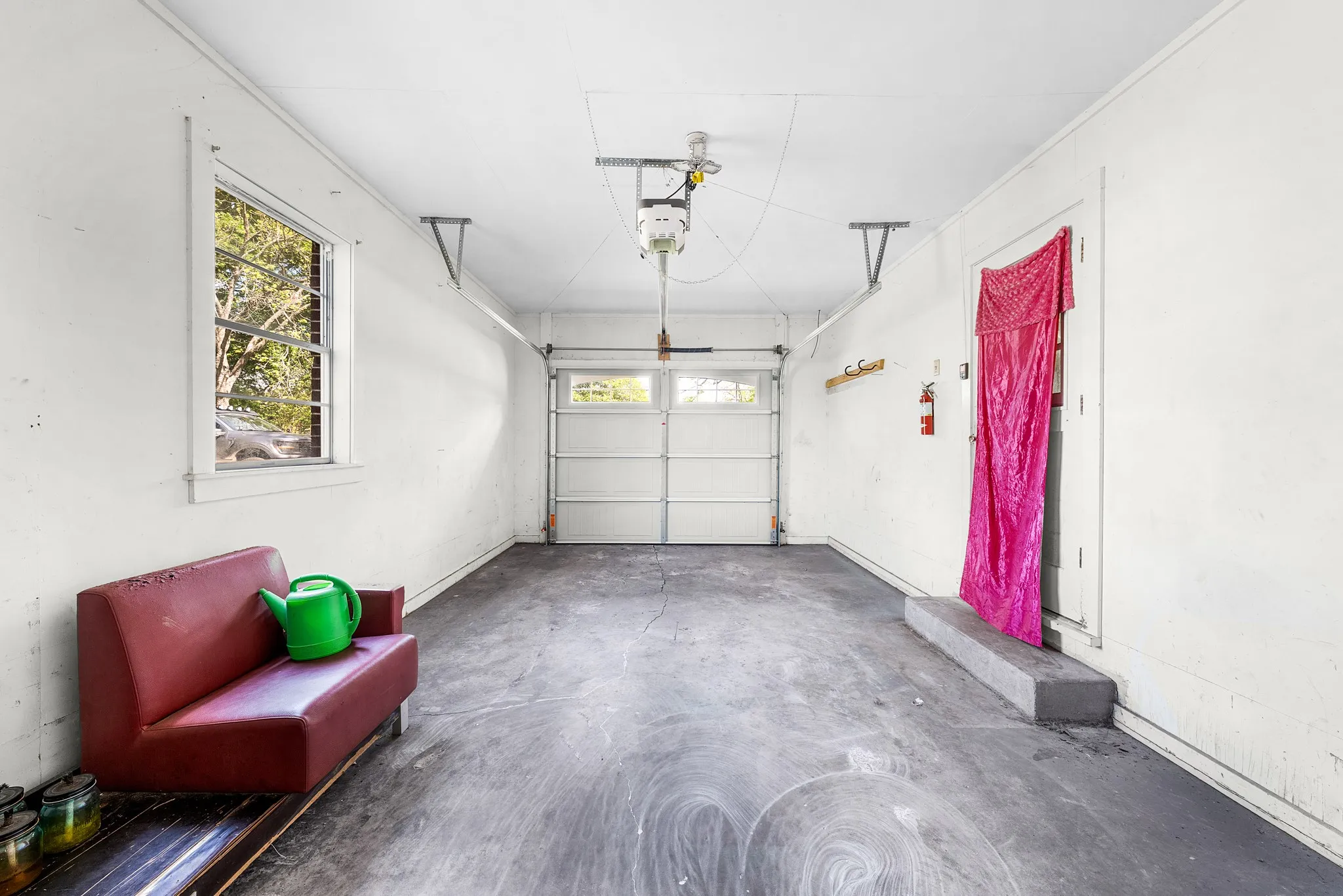 Single Family Residence For Sale in Wood County , 801 N Winnsboro Street, Quitman, Texas 75783, 3 Bedroom, 1 Bathroom, 1 Garage spaces, 1,358 Sqft, built in 0, Preowned, mls#21234700, Real Estate Agent in Quitman, Homes For Sale in Wood county, Homes For Sale in Quitman, Realtor in Quitman Texas, Real Estate Brokerage Independent Realty Texas, Luminita Cordes Realtor