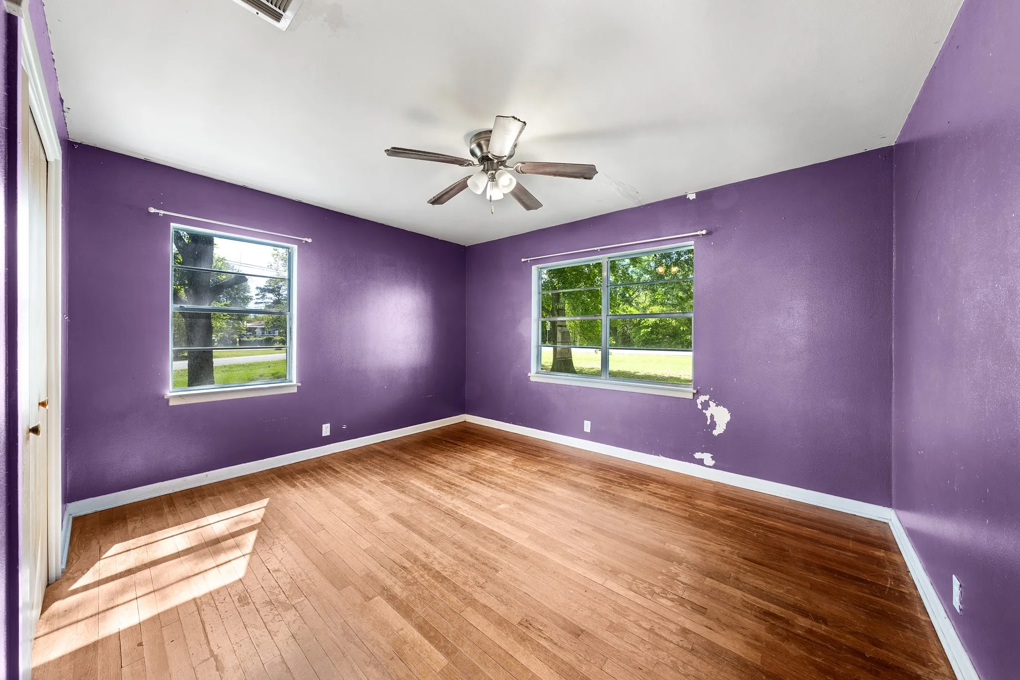 Single Family Residence For Sale in Wood County , 801 N Winnsboro Street, Quitman, Texas 75783, 3 Bedroom, 1 Bathroom, 1 Garage spaces, 1,358 Sqft, built in 0, Preowned, mls#21234700, Real Estate Agent in Quitman, Homes For Sale in Wood county, Homes For Sale in Quitman, Realtor in Quitman Texas, Real Estate Brokerage Independent Realty Texas, Luminita Cordes Realtor