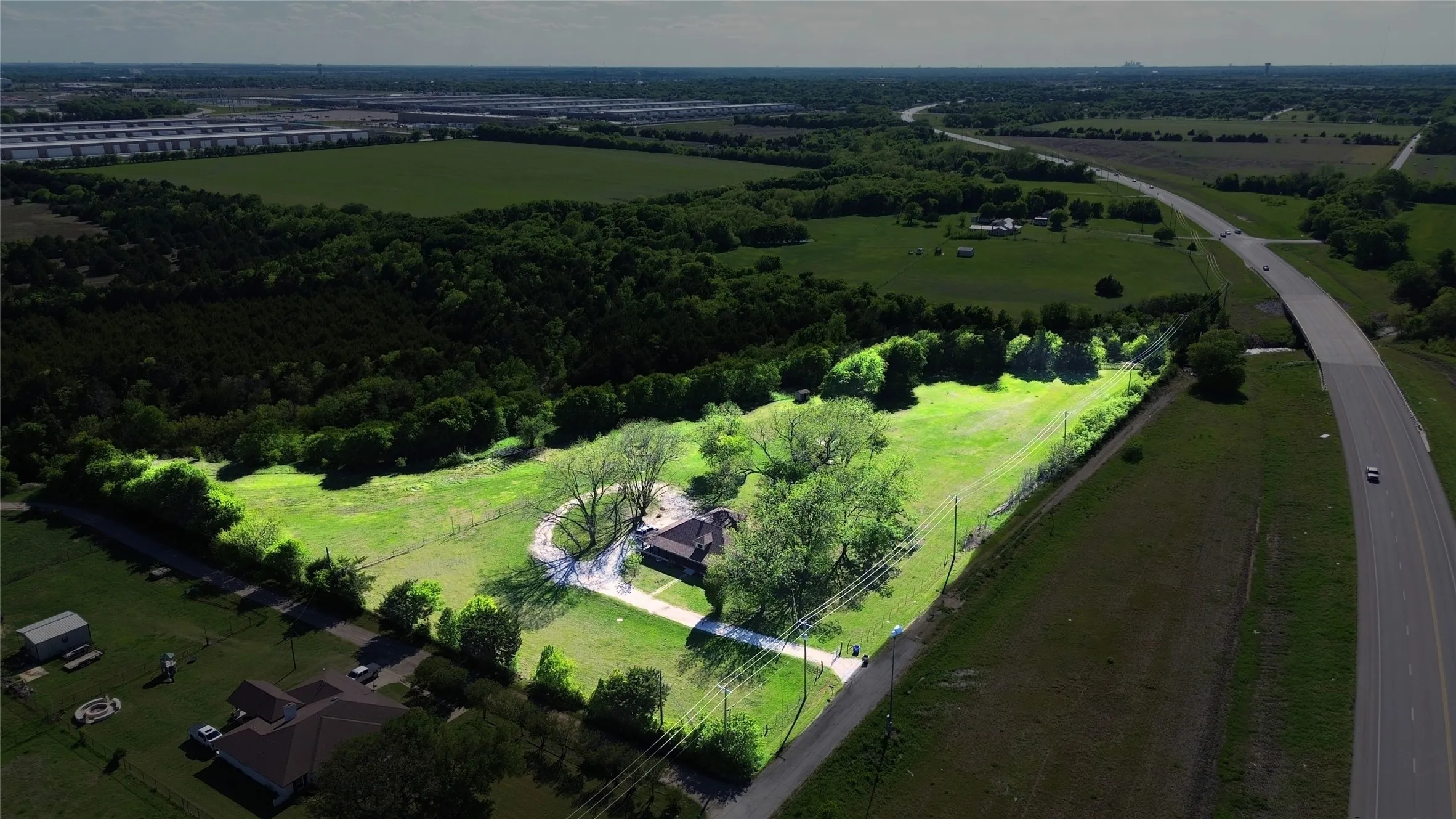 Single Family Residence For Sale in Dallas County , 1542 W Reindeer Road, Lancaster, Texas 75146, 3 Bedroom, 2 Bathroom, 2 Garage spaces, 1,372 Sqft, built in 1922, mls#21233961, Real Estate Agent in Lancaster, Homes For Sale in Dallas county, Homes For Sale in Lancaster, Realtor in Lancaster Texas, Real Estate Brokerage Independent Realty Texas, Luminita Cordes Realtor