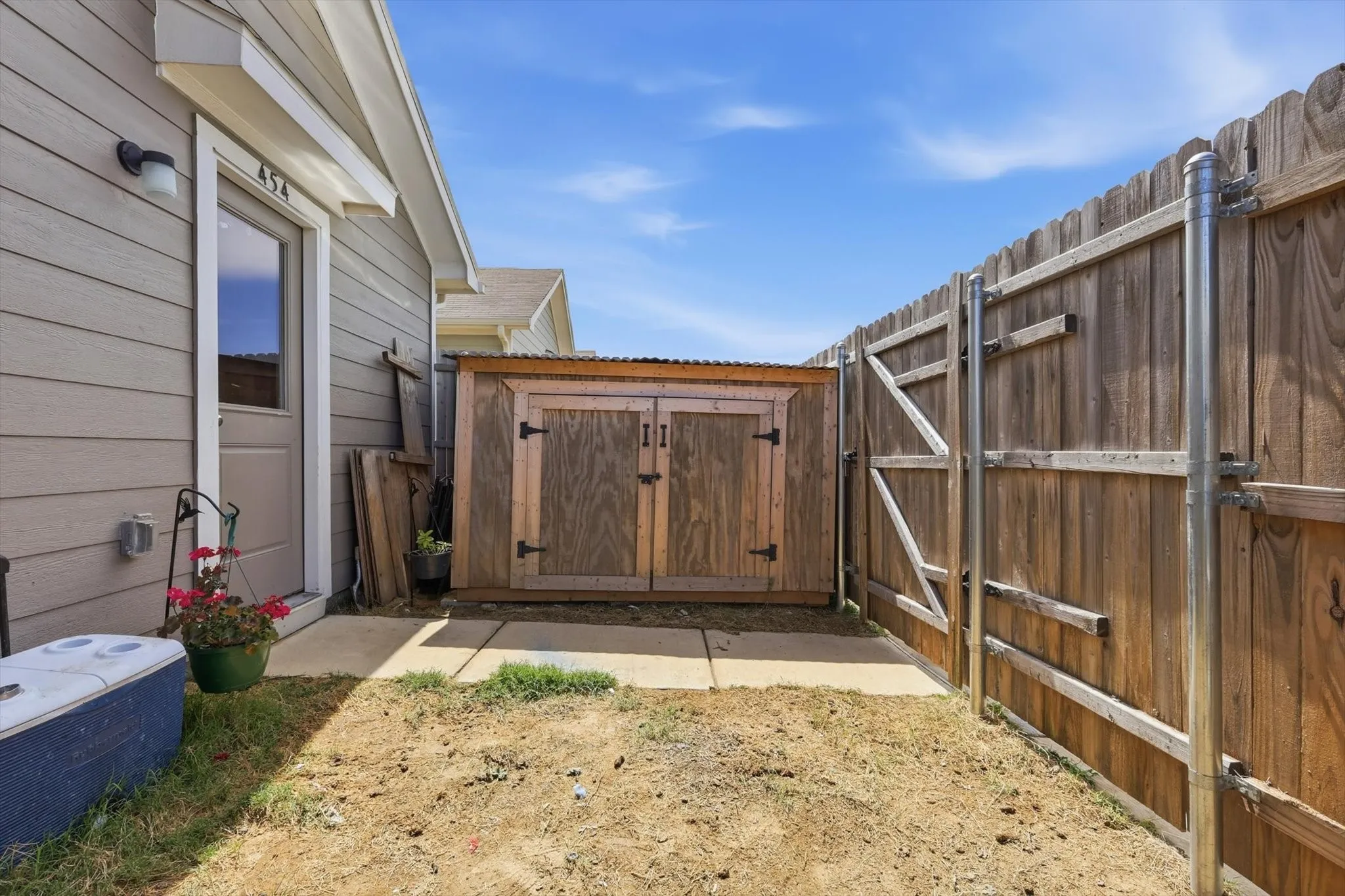 Single Family Residence For Sale in Ellis County , 454 Eagle Wind Way, Ferris, Texas 75125, 4 Bedroom, 2 Bathroom, Garage spaces, 1,347 Sqft, built in 2023, mls#21233238, Real Estate Agent in Ferris, Homes For Sale in Ellis county, Homes For Sale in Ferris, Realtor in Ferris Texas, Real Estate Brokerage Independent Realty Texas, Luminita Cordes Realtor