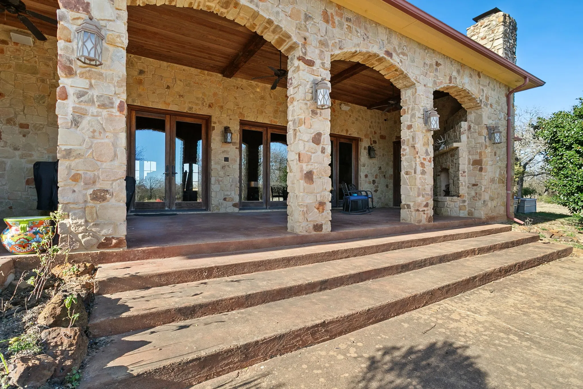 Farm For Sale in Hill County , 1561 FM 934, Blum, Texas 76627, 3 Bedroom, 4 Bathroom, 7 Garage spaces, 4,255 Sqft, built in 2010, Price $3,250,000, mls#21233833, Real Estate Agent in Blum, Homes For Sale in Hill county, Homes For Sale in Blum, Realtor in Blum Texas, Real Estate Brokerage Independent Realty Texas, Luminita Cordes Realtor