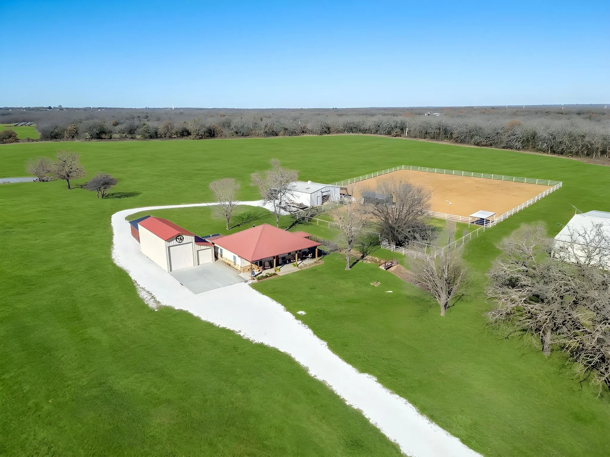 Farm For Sale in Hill County , 1561 FM 934, Blum, Texas 76627, 3 Bedroom, 4 Bathroom, 7 Garage spaces, 4,255 Sqft, built in 2010, Price $3,250,000, mls#21233833, Real Estate Agent in Blum, Homes For Sale in Hill county, Homes For Sale in Blum, Realtor in Blum Texas, Real Estate Brokerage Independent Realty Texas, Luminita Cordes Realtor