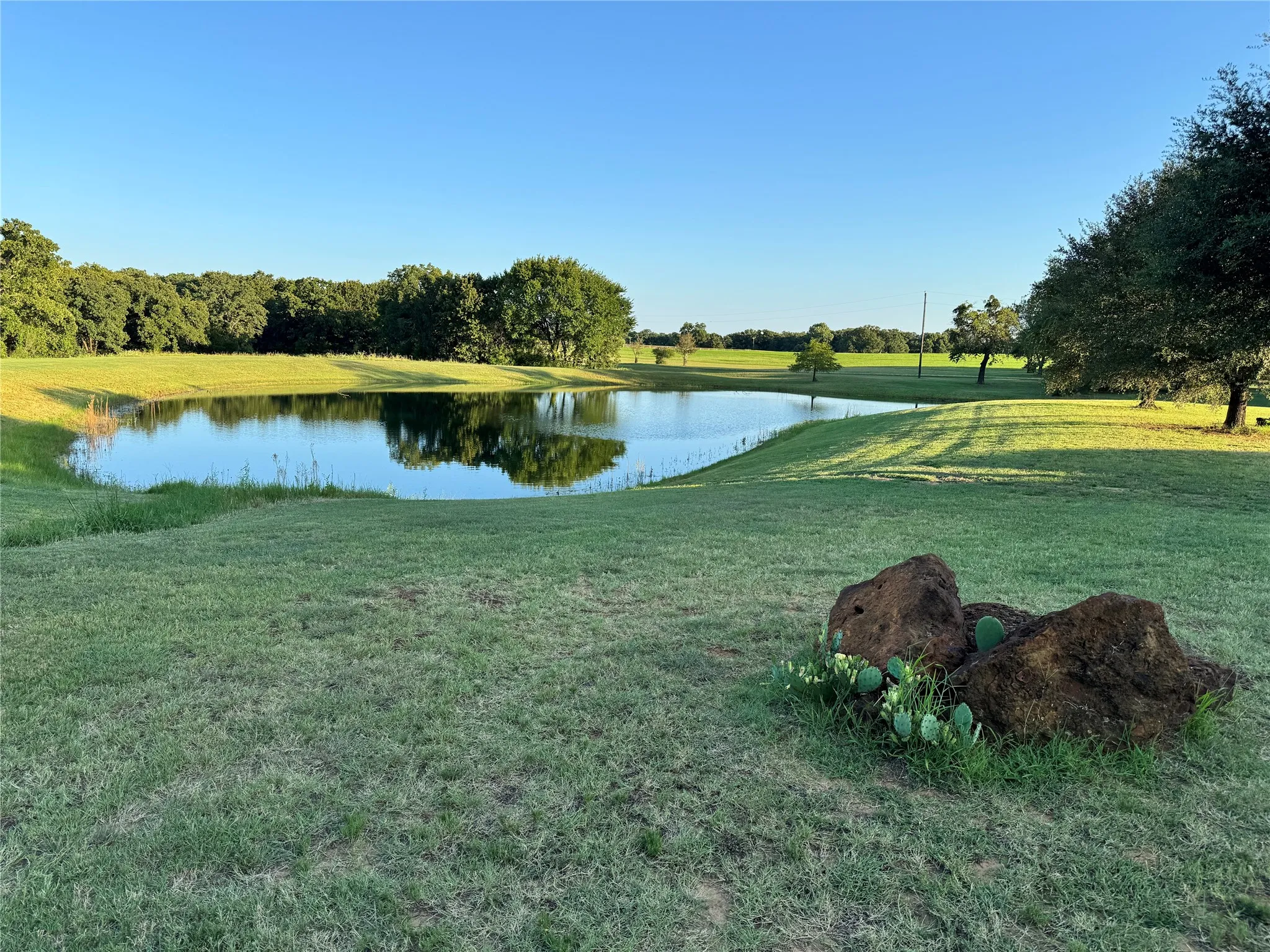 Farm For Sale in Hill County , 1561 FM 934, Blum, Texas 76627, 3 Bedroom, 4 Bathroom, 7 Garage spaces, 4,255 Sqft, built in 2010, Price $3,250,000, mls#21233833, Real Estate Agent in Blum, Homes For Sale in Hill county, Homes For Sale in Blum, Realtor in Blum Texas, Real Estate Brokerage Independent Realty Texas, Luminita Cordes Realtor