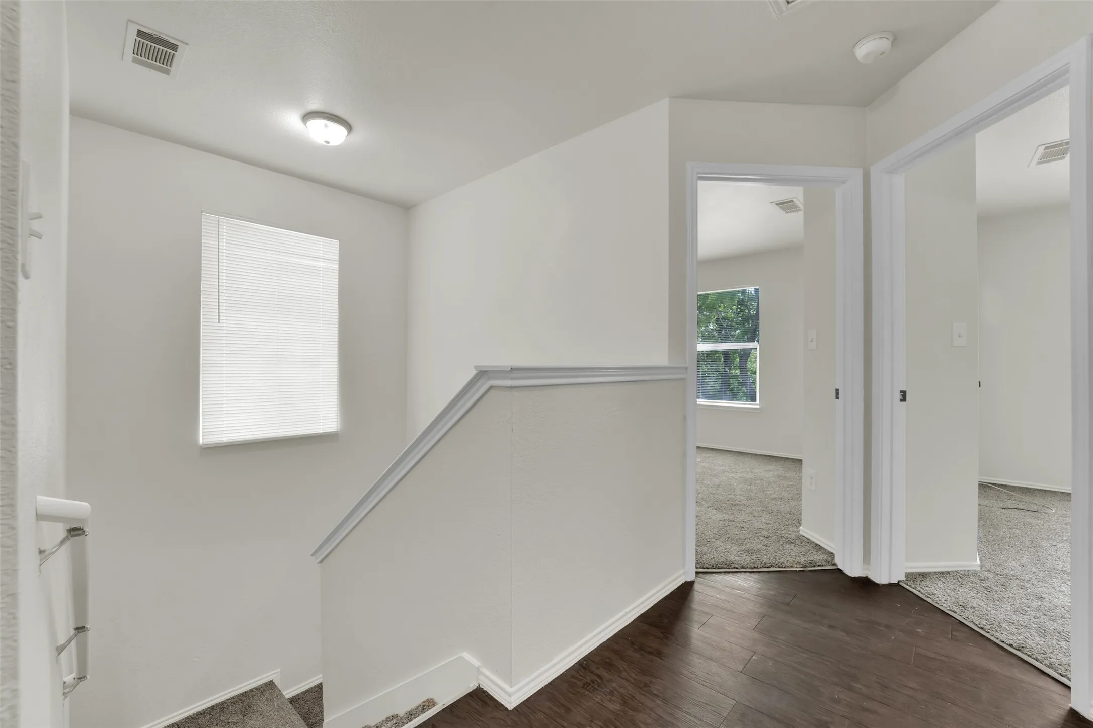 Townhouse For Rent in Denton County , 338 Castleridge Drive, Little Elm, Texas 75068, 3 Bedroom, 3 Bathroom, 1 Garage spaces, 1,491 Sqft, built in 2012, mls#21233351, Real Estate Agent in Little Elm, Homes For Rent in Denton county, Homes For Rent in Little Elm, Realtor in Little Elm Texas, Real Estate Brokerage Independent Realty Texas, Luminita Cordes Realtor