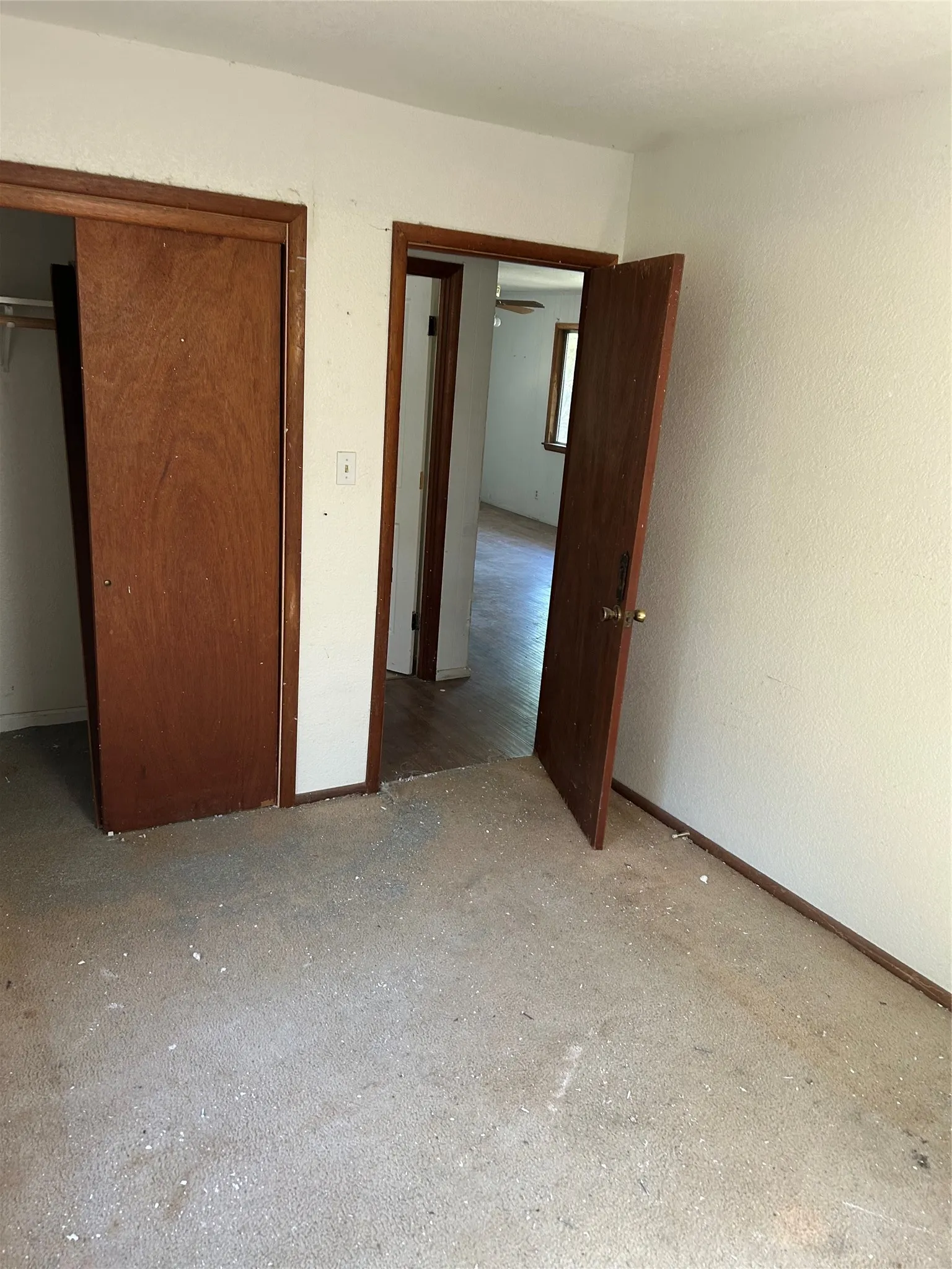 Single Family Residence For Sale in Collin County , 11243 County Road 897, Princeton, Texas 75407, 2 Bedroom, 1 Bathroom, Garage spaces, 672 Sqft, built in 1955, mls#21231277, Real Estate Agent in Princeton, Homes For Sale in Collin county, Homes For Sale in Princeton, Realtor in Princeton Texas, Real Estate Brokerage Independent Realty Texas, Luminita Cordes Realtor