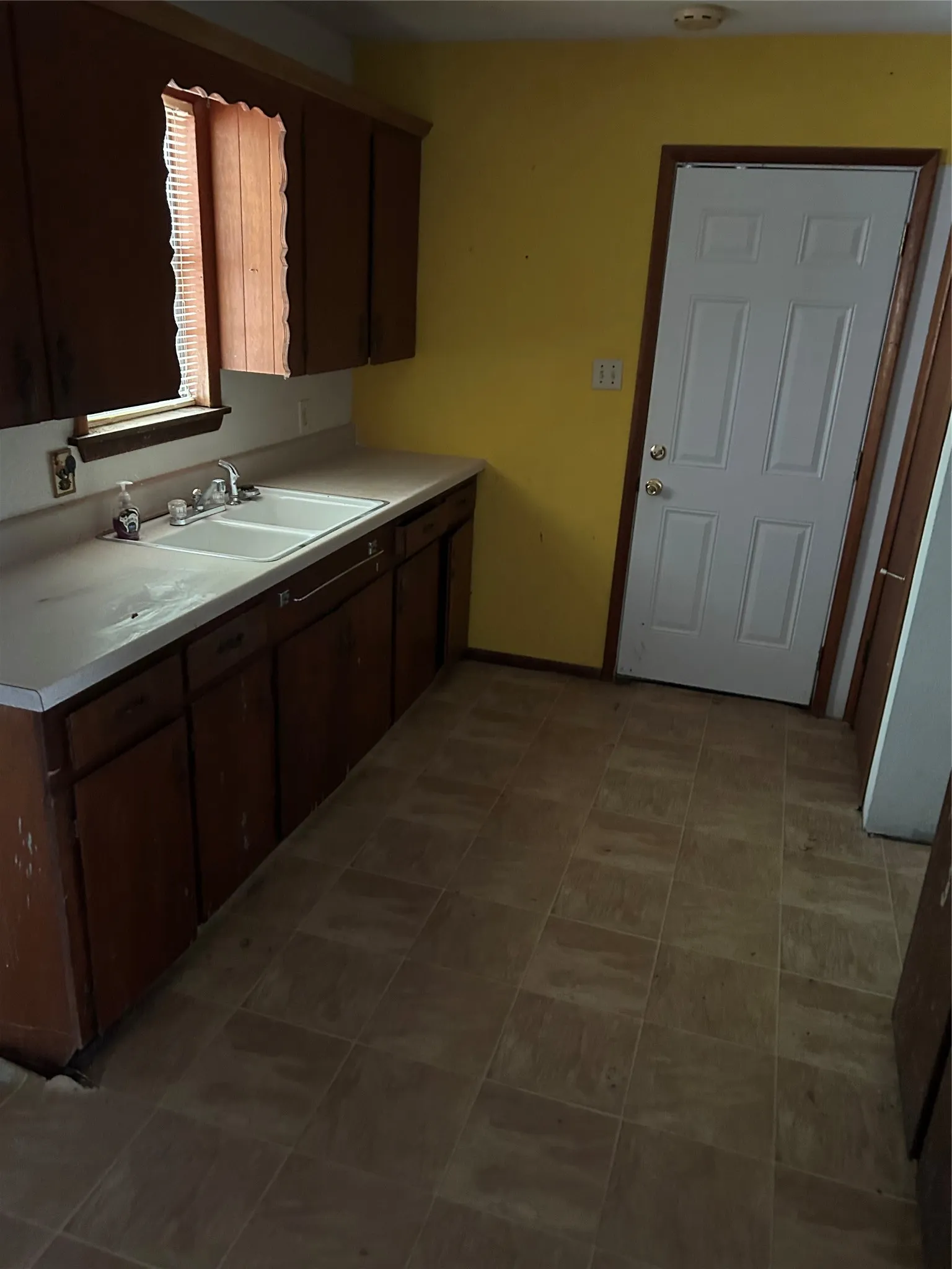 Single Family Residence For Sale in Collin County , 11243 County Road 897, Princeton, Texas 75407, 2 Bedroom, 1 Bathroom, Garage spaces, 672 Sqft, built in 1955, mls#21231277, Real Estate Agent in Princeton, Homes For Sale in Collin county, Homes For Sale in Princeton, Realtor in Princeton Texas, Real Estate Brokerage Independent Realty Texas, Luminita Cordes Realtor
