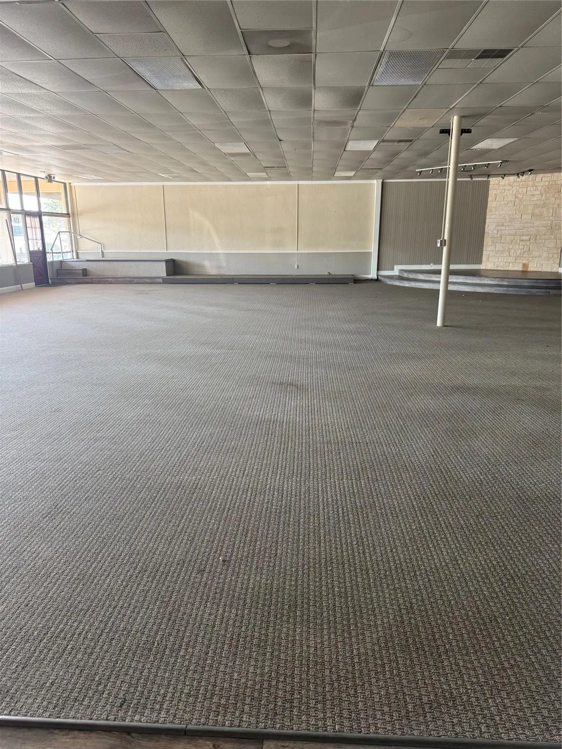 Office For Rent in Johnson County , 204 S Ridgeway Drive Suite 212, Cleburne, Texas 76033, 0, 0, Garage spaces, 0 Sqft, built in 1980, Preowned, mls#21234796, Real Estate Agent in Cleburne, Homes For Rent in Johnson county, Homes For Rent in Cleburne, Realtor in Cleburne Texas, Real Estate Brokerage Independent Realty Texas, Luminita Cordes Realtor