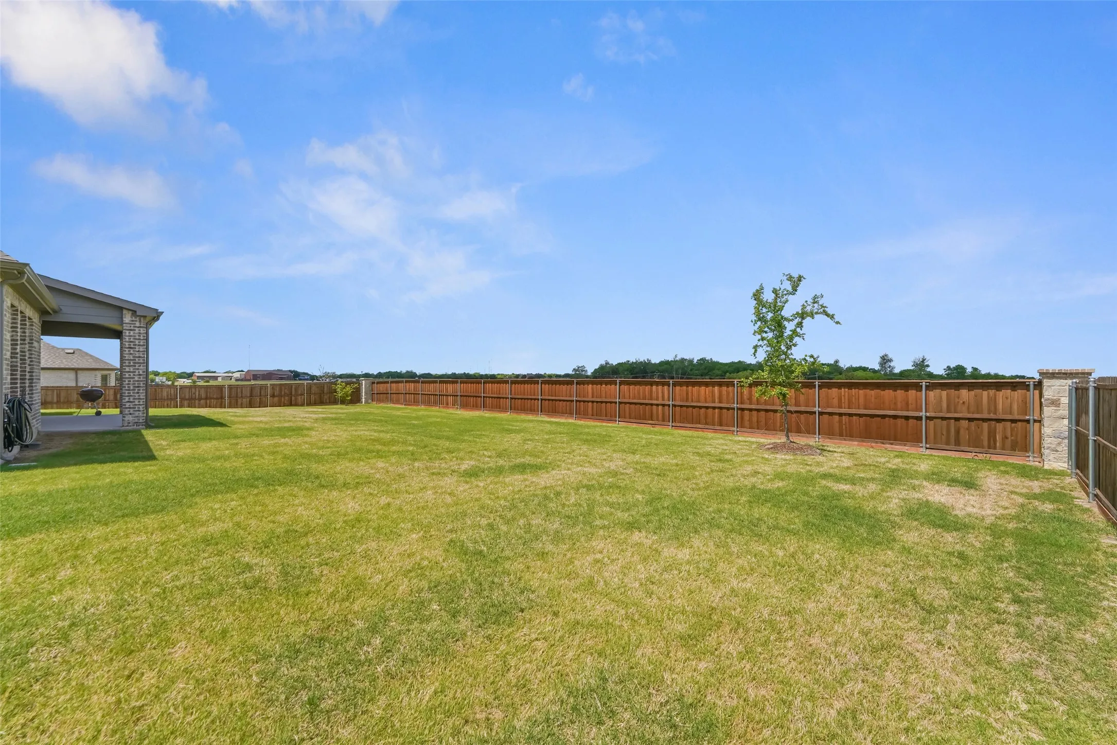 Single Family Residence For Sale in Ellis County , 751 Emerald Valley Drive, Ovilla, Texas 75154, 6 Bedroom, 4 Bathroom, 3 Garage spaces, 4,347 Sqft, built in 2024, mls#21233417, Real Estate Agent in Ovilla, Homes For Sale in Ellis county, Homes For Sale in Ovilla, Realtor in Ovilla Texas, Real Estate Brokerage Independent Realty Texas, Luminita Cordes Realtor