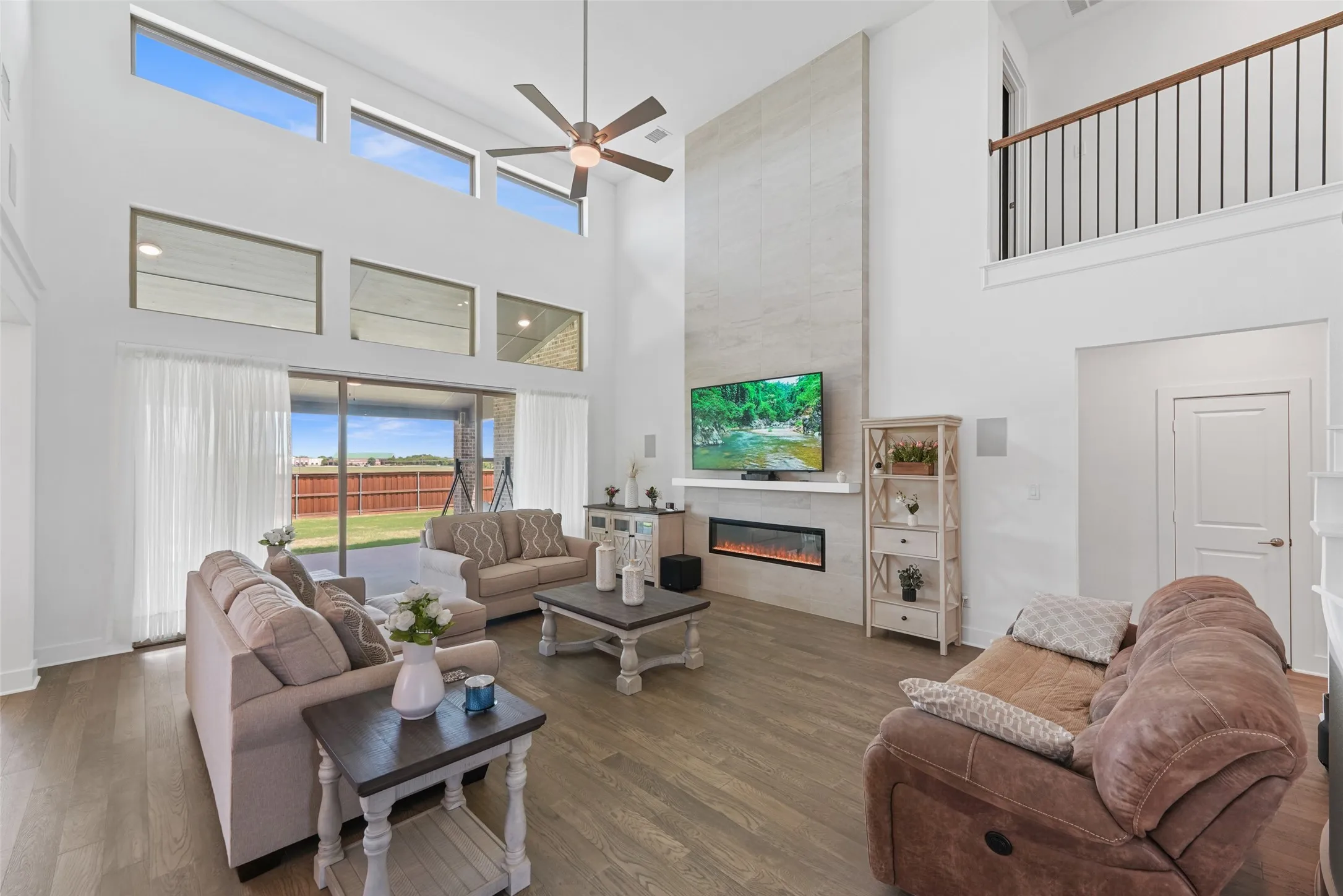 Single Family Residence For Sale in Ellis County , 751 Emerald Valley Drive, Ovilla, Texas 75154, 6 Bedroom, 4 Bathroom, 3 Garage spaces, 4,347 Sqft, built in 2024, mls#21233417, Real Estate Agent in Ovilla, Homes For Sale in Ellis county, Homes For Sale in Ovilla, Realtor in Ovilla Texas, Real Estate Brokerage Independent Realty Texas, Luminita Cordes Realtor
