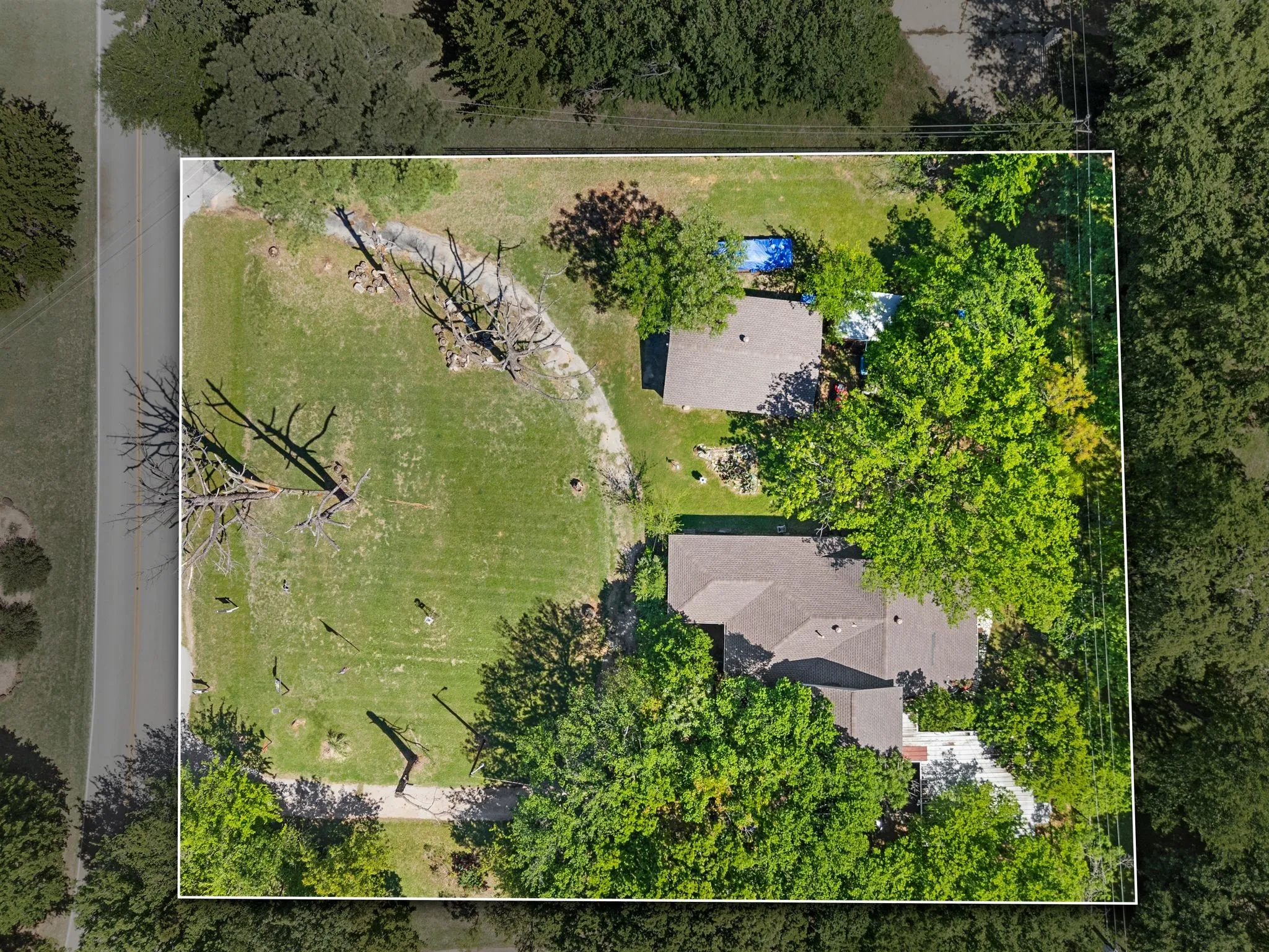 Single Family Residence For Sale in Tarrant County , 3107 Briar Lane, Southlake, Texas 76092, 1 Bedroom, 1 Bathroom, Garage spaces, 1,795 Sqft, built in 1955, Preowned, Price $725,000, mls#21233564, Real Estate Agent in Southlake, Homes For Sale in Tarrant county, Homes For Sale in Southlake, Realtor in Southlake Texas, Real Estate Brokerage Independent Realty Texas, Luminita Cordes Realtor