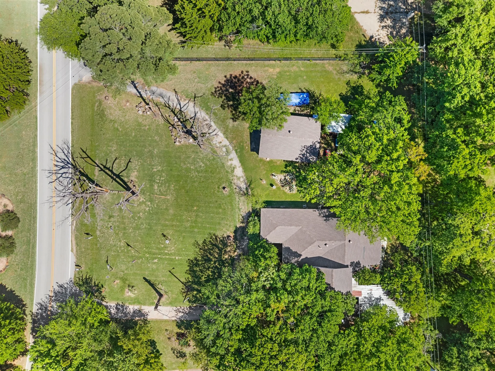 Single Family Residence For Sale in Tarrant County , 3107 Briar Lane, Southlake, Texas 76092, 1 Bedroom, 1 Bathroom, Garage spaces, 1,795 Sqft, built in 1955, Preowned, Price $725,000, mls#21233564, Real Estate Agent in Southlake, Homes For Sale in Tarrant county, Homes For Sale in Southlake, Realtor in Southlake Texas, Real Estate Brokerage Independent Realty Texas, Luminita Cordes Realtor