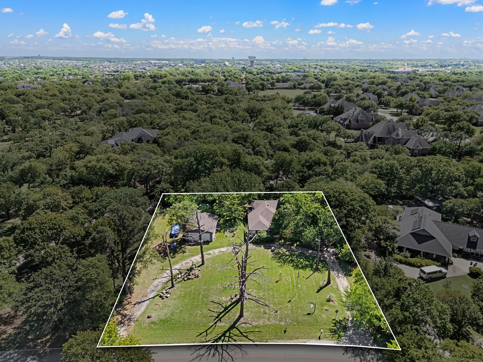 Single Family Residence For Sale in Tarrant County , 3107 Briar Lane, Southlake, Texas 76092, 1 Bedroom, 1 Bathroom, Garage spaces, 1,795 Sqft, built in 1955, Preowned, Price $725,000, mls#21233564, Real Estate Agent in Southlake, Homes For Sale in Tarrant county, Homes For Sale in Southlake, Realtor in Southlake Texas, Real Estate Brokerage Independent Realty Texas, Luminita Cordes Realtor