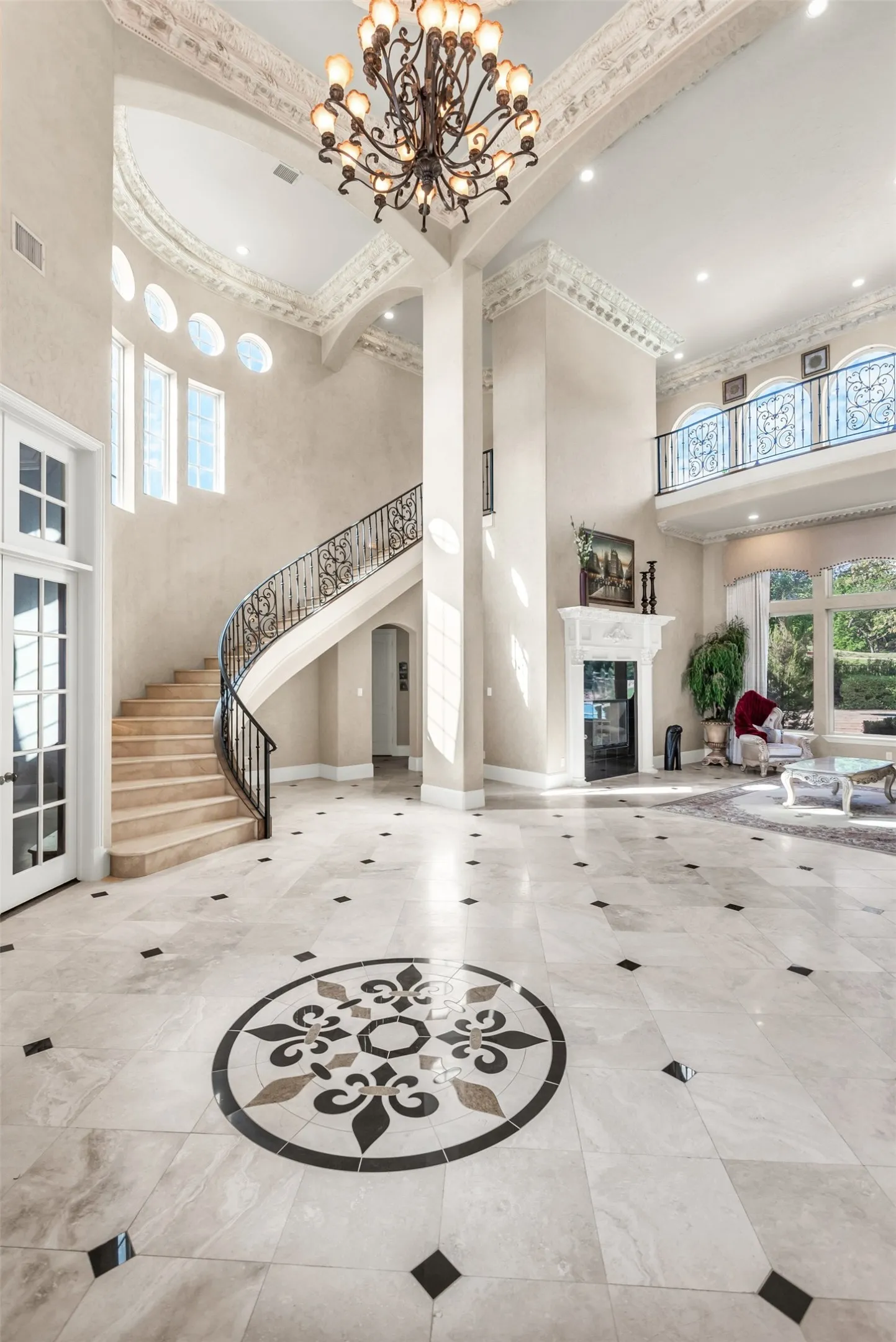 Single Family Residence For Sale in Denton County , 8600 Riviera Court, Flower Mound, Texas 75022, 6 Bedroom, 7 Bathroom, 4 Garage spaces, 7,499 Sqft, built in 2007, Preowned, mls#21234512, Real Estate Agent in Flower Mound, Homes For Sale in Denton county, Homes For Sale in Flower Mound, Realtor in Flower Mound Texas, Real Estate Brokerage Independent Realty Texas, Luminita Cordes Realtor