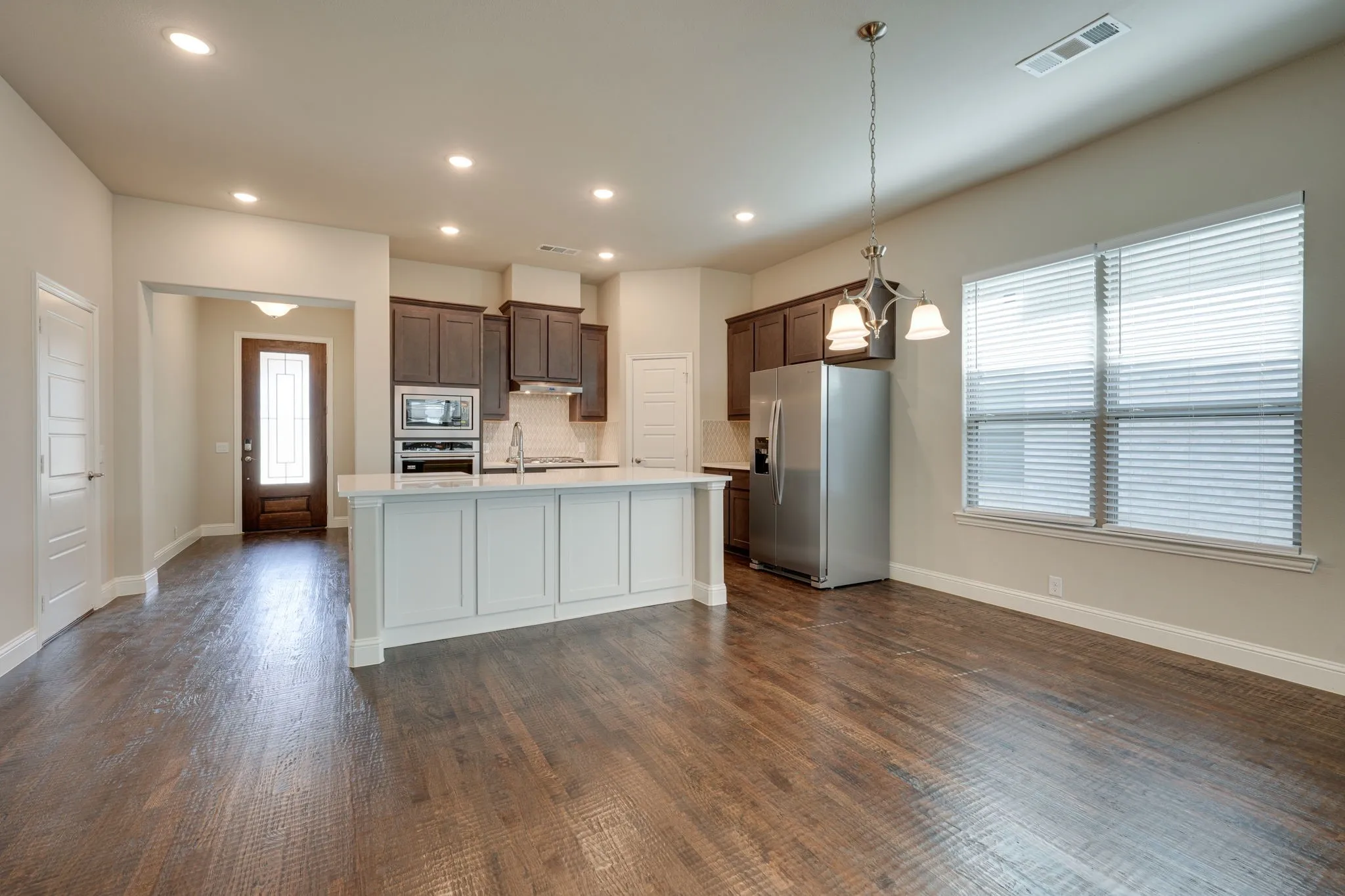 Single Family Residence For Sale in Denton County , 16417 Garden Drive, Celina, Texas 75009, 3 Bedroom, 2 Bathroom, 2 Garage spaces, 1,954 Sqft, built in 2022, Price $399,000, mls#21234398, Real Estate Agent in Celina, Homes For Sale in Denton county, Homes For Sale in Celina, Realtor in Celina Texas, Real Estate Brokerage Independent Realty Texas, Luminita Cordes Realtor