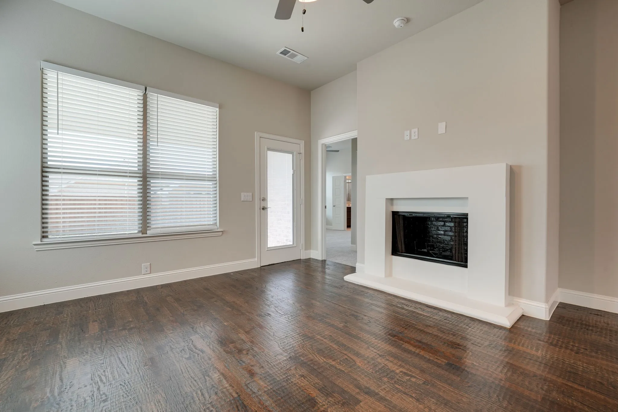 Single Family Residence For Sale in Denton County , 16417 Garden Drive, Celina, Texas 75009, 3 Bedroom, 2 Bathroom, 2 Garage spaces, 1,954 Sqft, built in 2022, Price $399,000, mls#21234398, Real Estate Agent in Celina, Homes For Sale in Denton county, Homes For Sale in Celina, Realtor in Celina Texas, Real Estate Brokerage Independent Realty Texas, Luminita Cordes Realtor