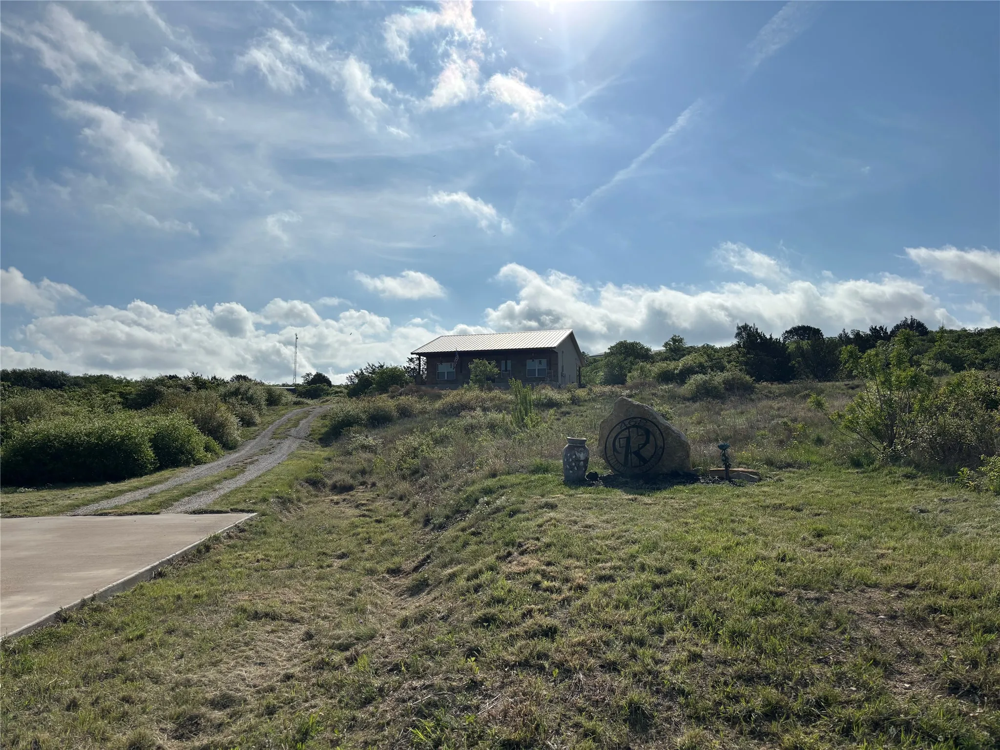 Single Family Residence For Sale in Eastland County , 468 Hidden Shores Drive, Cisco, Texas 76437, 2 Bedrooms, 2 Bathrooms, 1 Garage spaces, 1,200 Sqft, built in 2020, Preowned, Price $587,000, mls#21234768, Real Estate Agent in Cisco, Homes For Sale in Eastland county, Homes For Sale in Cisco, Realtor in Cisco Texas, Real Estate Brokerage Independent Realty Texas, Luminita Cordes Realtor