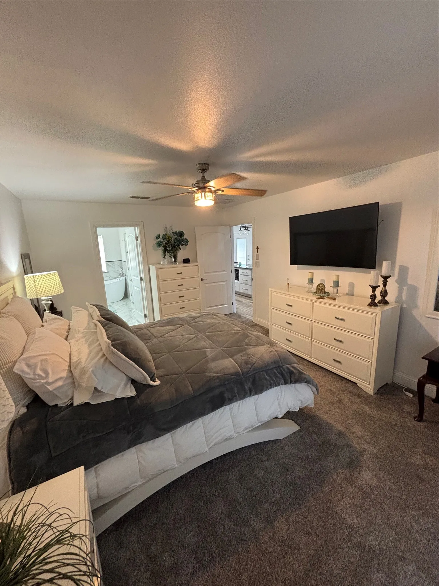 Single Family Residence For Sale in Eastland County , 468 Hidden Shores Drive, Cisco, Texas 76437, 2 Bedrooms, 2 Bathrooms, 1 Garage spaces, 1,200 Sqft, built in 2020, Preowned, Price $587,000, mls#21234768, Real Estate Agent in Cisco, Homes For Sale in Eastland county, Homes For Sale in Cisco, Realtor in Cisco Texas, Real Estate Brokerage Independent Realty Texas, Luminita Cordes Realtor