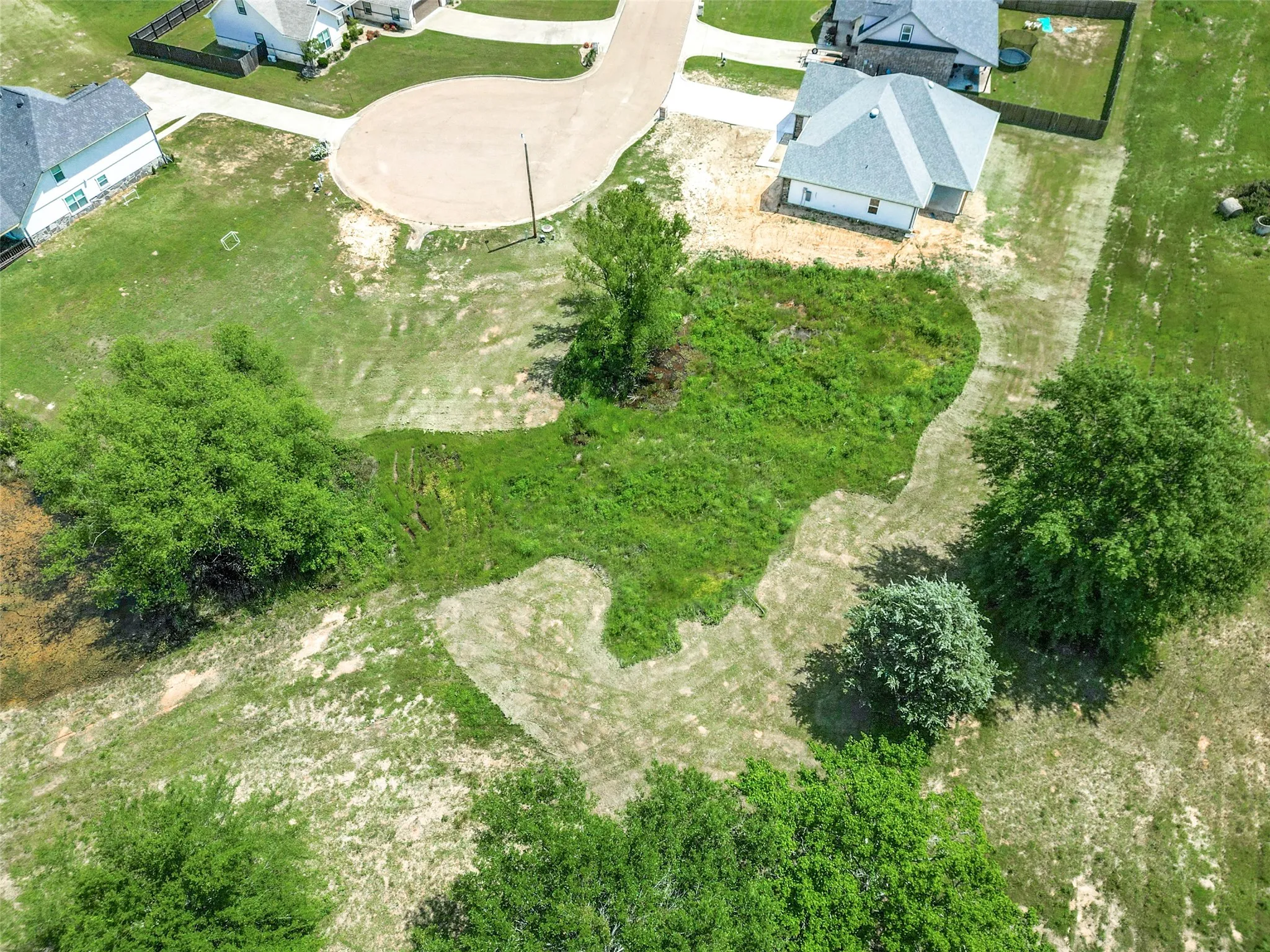 Single Family Residence For Sale in Titus County , 2909 Blue Heron Circle, Mt Pleasant, Texas 75455, 3 Bedrooms, 2 Bathrooms, 2 Garage spaces, 2,150 Sqft, built in 2022, New Construction - Complete, Price $359,000, mls#21234519, Real Estate Agent in Mt Pleasant, Homes For Sale in Titus county, Homes For Sale in Mt Pleasant, Realtor in Mt Pleasant Texas, Real Estate Brokerage Independent Realty Texas, Luminita Cordes Realtor