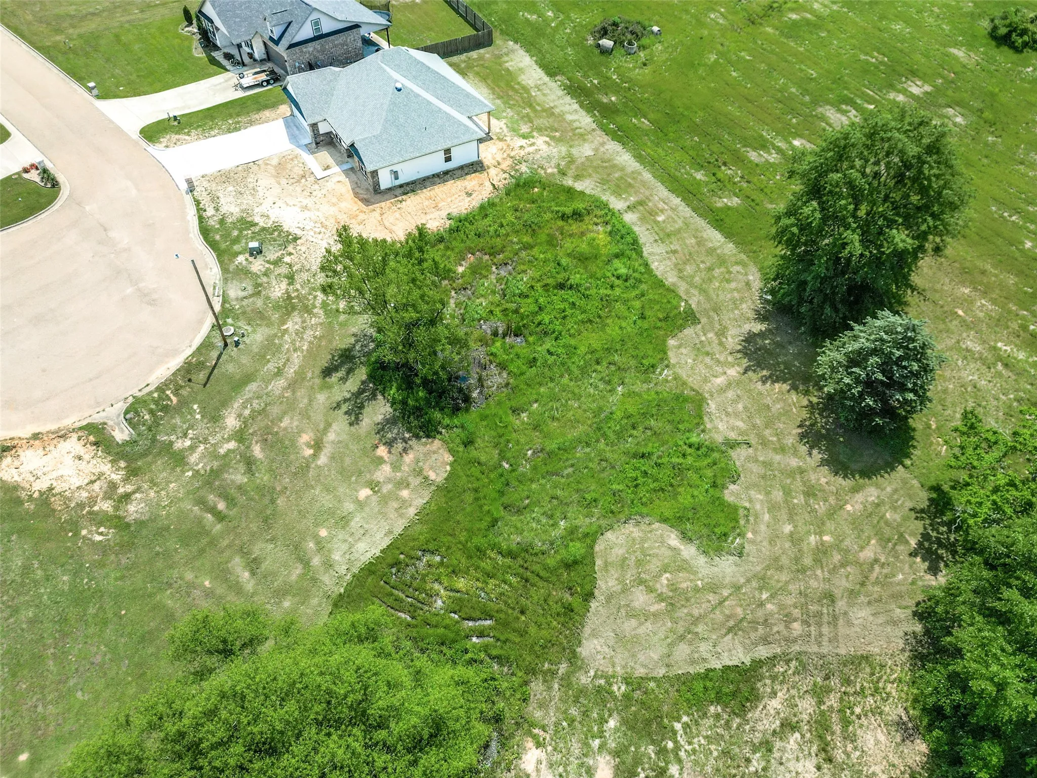 Single Family Residence For Sale in Titus County , 2909 Blue Heron Circle, Mt Pleasant, Texas 75455, 3 Bedrooms, 2 Bathrooms, 2 Garage spaces, 2,150 Sqft, built in 2022, New Construction - Complete, Price $359,000, mls#21234519, Real Estate Agent in Mt Pleasant, Homes For Sale in Titus county, Homes For Sale in Mt Pleasant, Realtor in Mt Pleasant Texas, Real Estate Brokerage Independent Realty Texas, Luminita Cordes Realtor