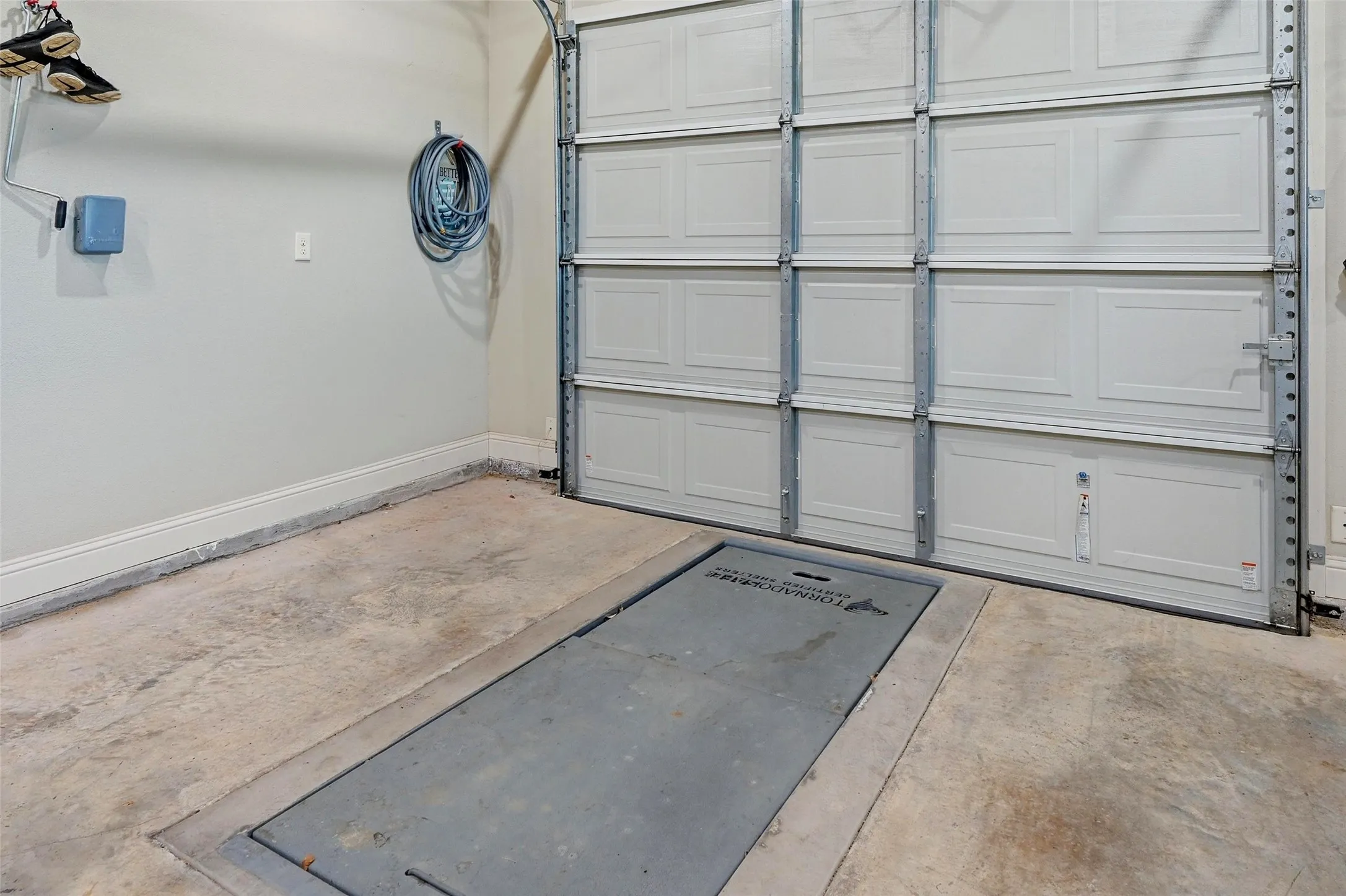 Storm shelter