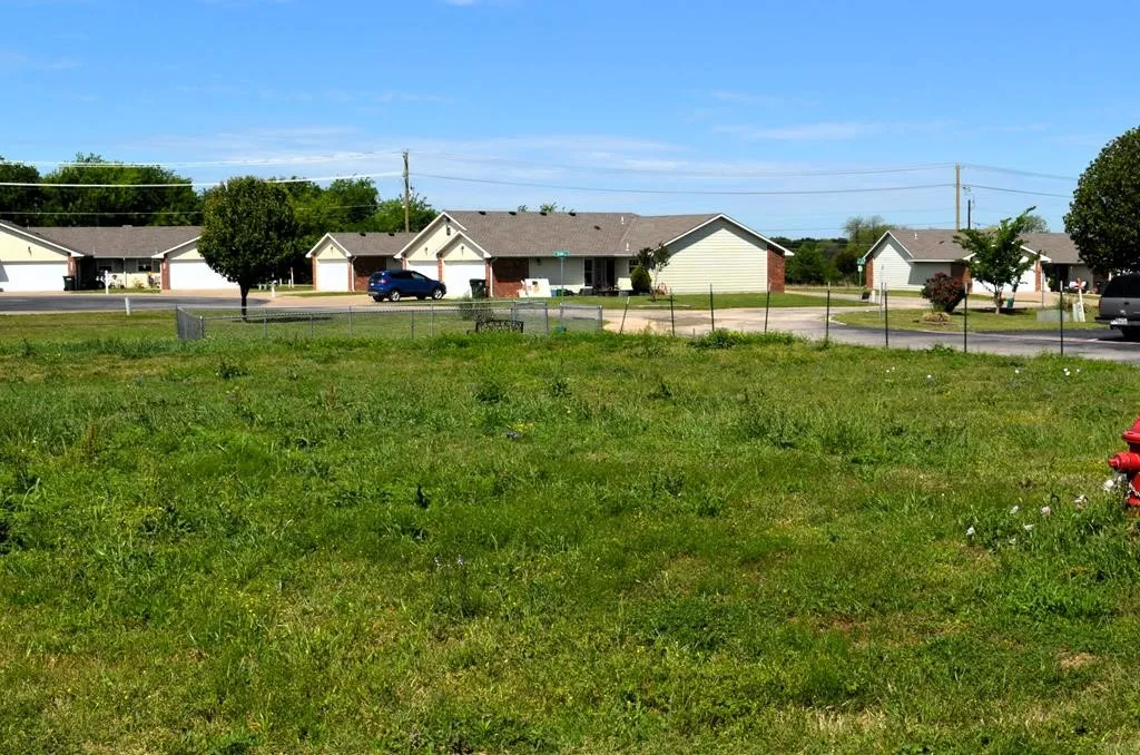 Unimproved Land For Sale in Kaufman County , 208 Preston Circle, Mabank, Texas 75147, 0, 0, Garage spaces, 0 Sqft, built in 0, mls#21234916, Real Estate Agent in Mabank, Homes For Sale in Kaufman county, Homes For Sale in Mabank, Realtor in Mabank Texas, Real Estate Brokerage Independent Realty Texas, Luminita Cordes Realtor