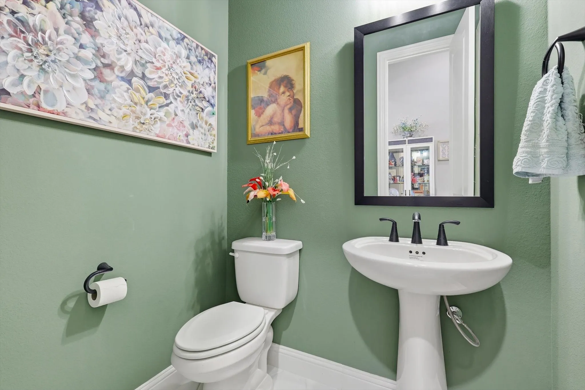 Single Family Residence For Sale in Denton County , 1209 1st Street, Northlake, Texas 76226, 3 Bedroom, 3 Bathroom, 3 Garage spaces, 2,381 Sqft, built in 2023, mls#21232369, Real Estate Agent in Northlake, Homes For Sale in Denton county, Homes For Sale in Northlake, Realtor in Northlake Texas, Real Estate Brokerage Independent Realty Texas, Luminita Cordes Realtor