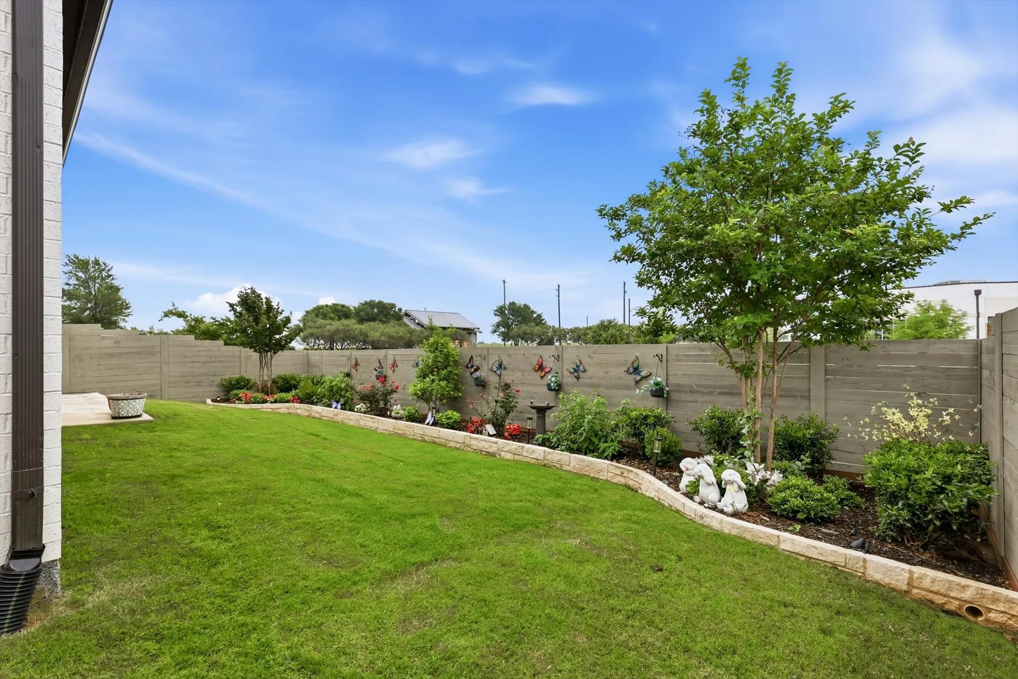 Single Family Residence For Sale in Denton County , 1209 1st Street, Northlake, Texas 76226, 3 Bedroom, 3 Bathroom, 3 Garage spaces, 2,381 Sqft, built in 2023, mls#21232369, Real Estate Agent in Northlake, Homes For Sale in Denton county, Homes For Sale in Northlake, Realtor in Northlake Texas, Real Estate Brokerage Independent Realty Texas, Luminita Cordes Realtor