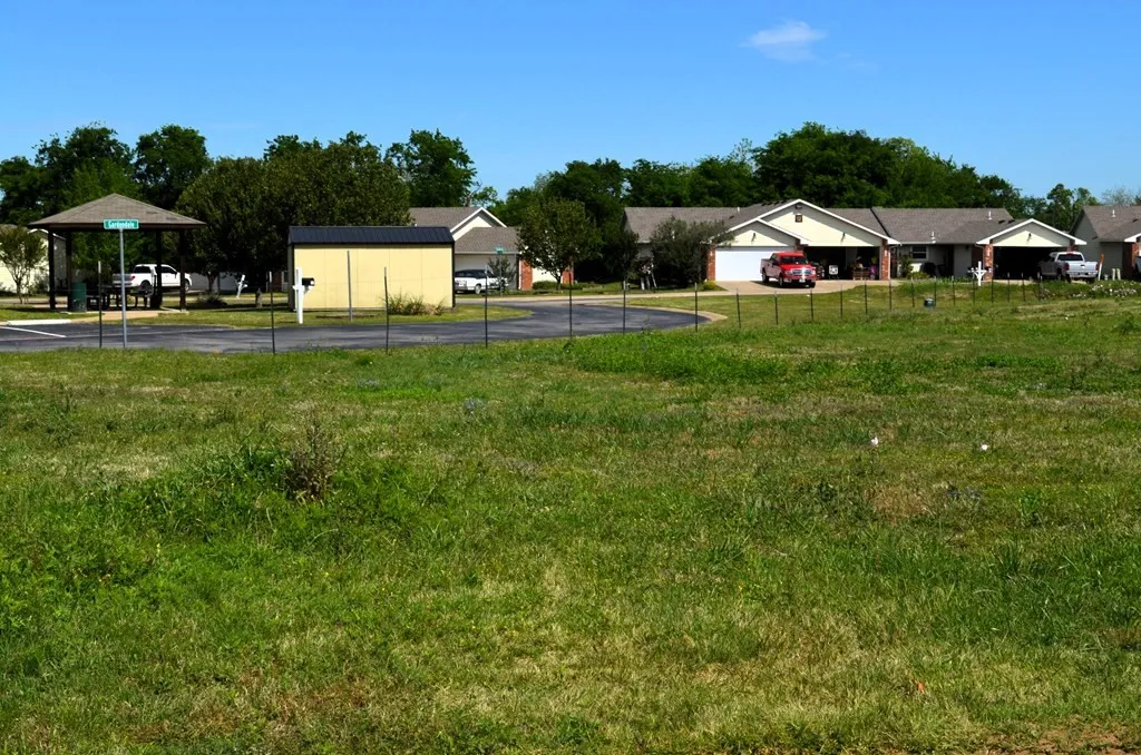 Unimproved Land For Sale in Kaufman County , 206 Preston Circle, Mabank, Texas 75147, 0, 0, Garage spaces, 0 Sqft, built in 0, mls#21234922, Real Estate Agent in Mabank, Homes For Sale in Kaufman county, Homes For Sale in Mabank, Realtor in Mabank Texas, Real Estate Brokerage Independent Realty Texas, Luminita Cordes Realtor