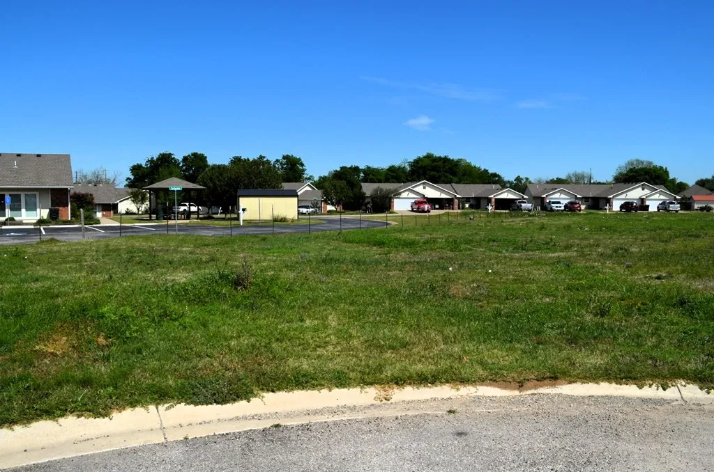 Unimproved Land For Sale in Kaufman County , 206 Preston Circle, Mabank, Texas 75147, 0, 0, Garage spaces, 0 Sqft, built in 0, mls#21234922, Real Estate Agent in Mabank, Homes For Sale in Kaufman county, Homes For Sale in Mabank, Realtor in Mabank Texas, Real Estate Brokerage Independent Realty Texas, Luminita Cordes Realtor
