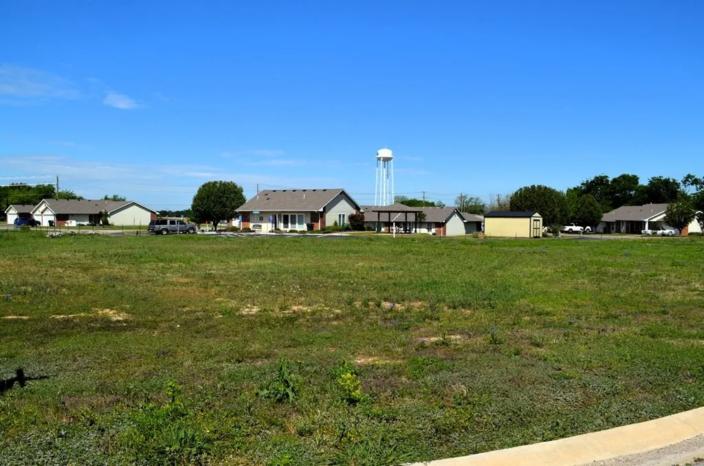 Unimproved Land For Sale in Kaufman County , 204 Preston Circle, Mabank, Texas 75147, 0, 0, Garage spaces, 0 Sqft, built in 0, mls#21234930, Real Estate Agent in Mabank, Homes For Sale in Kaufman county, Homes For Sale in Mabank, Realtor in Mabank Texas, Real Estate Brokerage Independent Realty Texas, Luminita Cordes Realtor