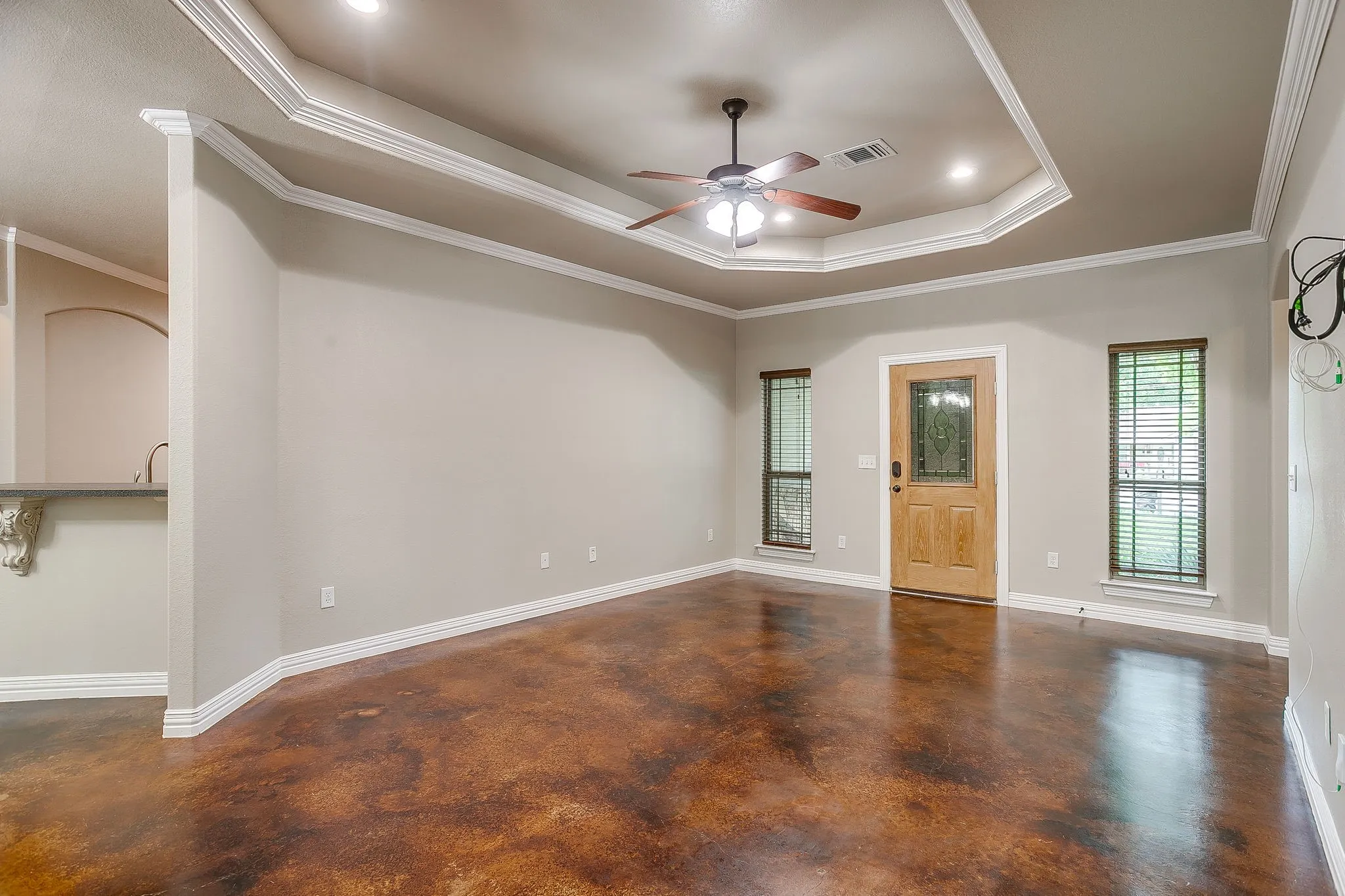 Single Family Residence For Sale in Parker County , 212 W 1st Street, Weatherford, Texas 76086, 3 Bedroom, 2 Bathroom, 2 Garage spaces, 1,416 Sqft, built in 2010, mls#21234942, Real Estate Agent in Weatherford, Homes For Sale in Parker county, Homes For Sale in Weatherford, Realtor in Weatherford Texas, Real Estate Brokerage Independent Realty Texas, Luminita Cordes Realtor
