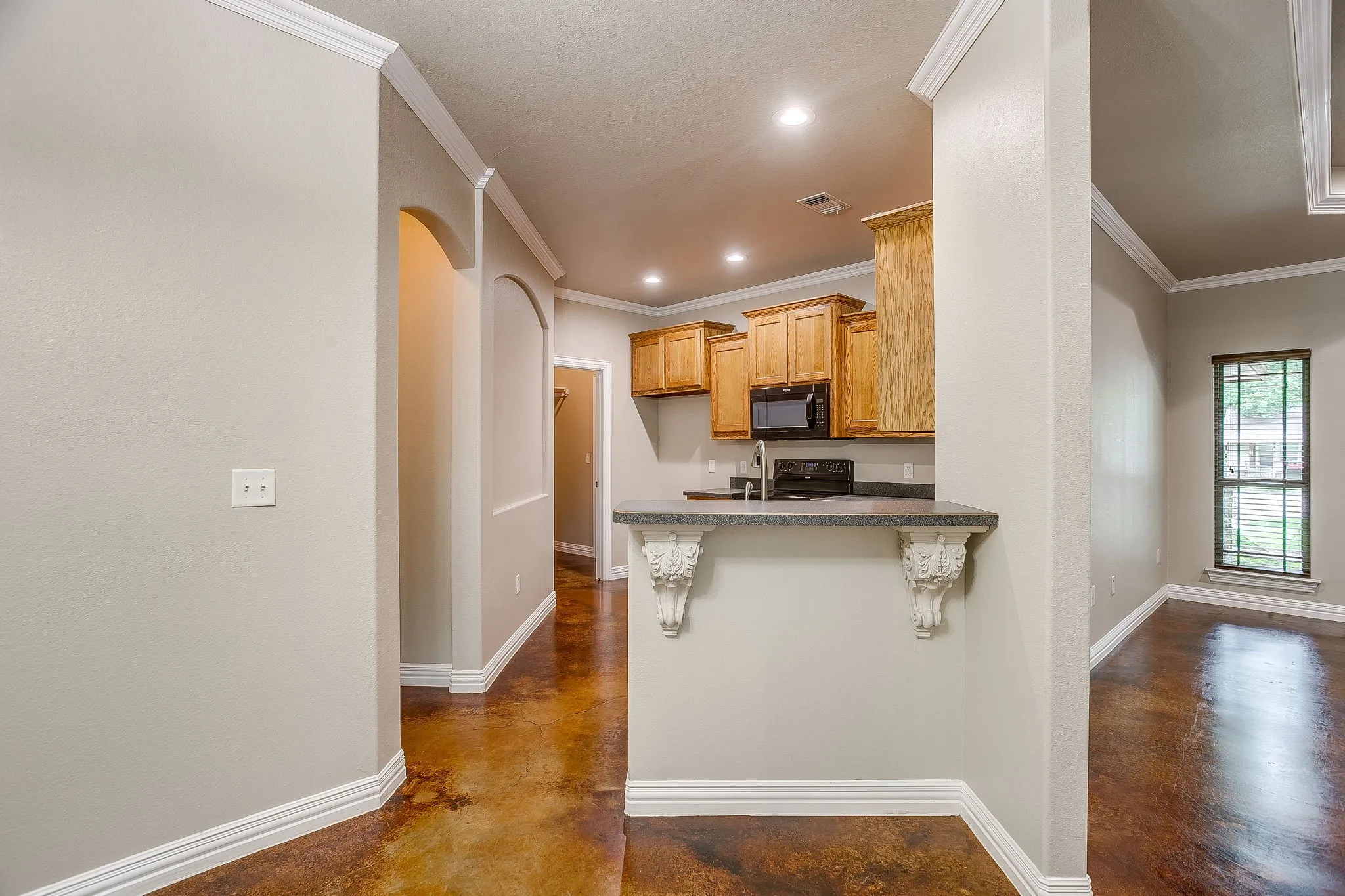 Single Family Residence For Sale in Parker County , 212 W 1st Street, Weatherford, Texas 76086, 3 Bedroom, 2 Bathroom, 2 Garage spaces, 1,416 Sqft, built in 2010, mls#21234942, Real Estate Agent in Weatherford, Homes For Sale in Parker county, Homes For Sale in Weatherford, Realtor in Weatherford Texas, Real Estate Brokerage Independent Realty Texas, Luminita Cordes Realtor