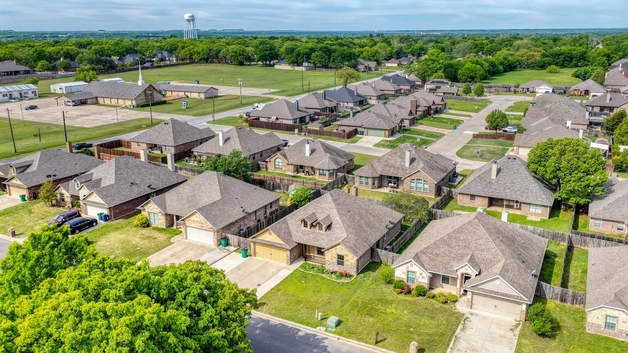 Single Family Residence For Sale in Wise County , 1207 Butterfield Street, Bridgeport, Texas 76426, 4 Bedroom, 2 Bathroom, 2 Garage spaces, 1,960 Sqft, built in 2014, Preowned, mls#21230230, Real Estate Agent in Bridgeport, Homes For Sale in Wise county, Homes For Sale in Bridgeport, Realtor in Bridgeport Texas, Real Estate Brokerage Independent Realty Texas, Luminita Cordes Realtor