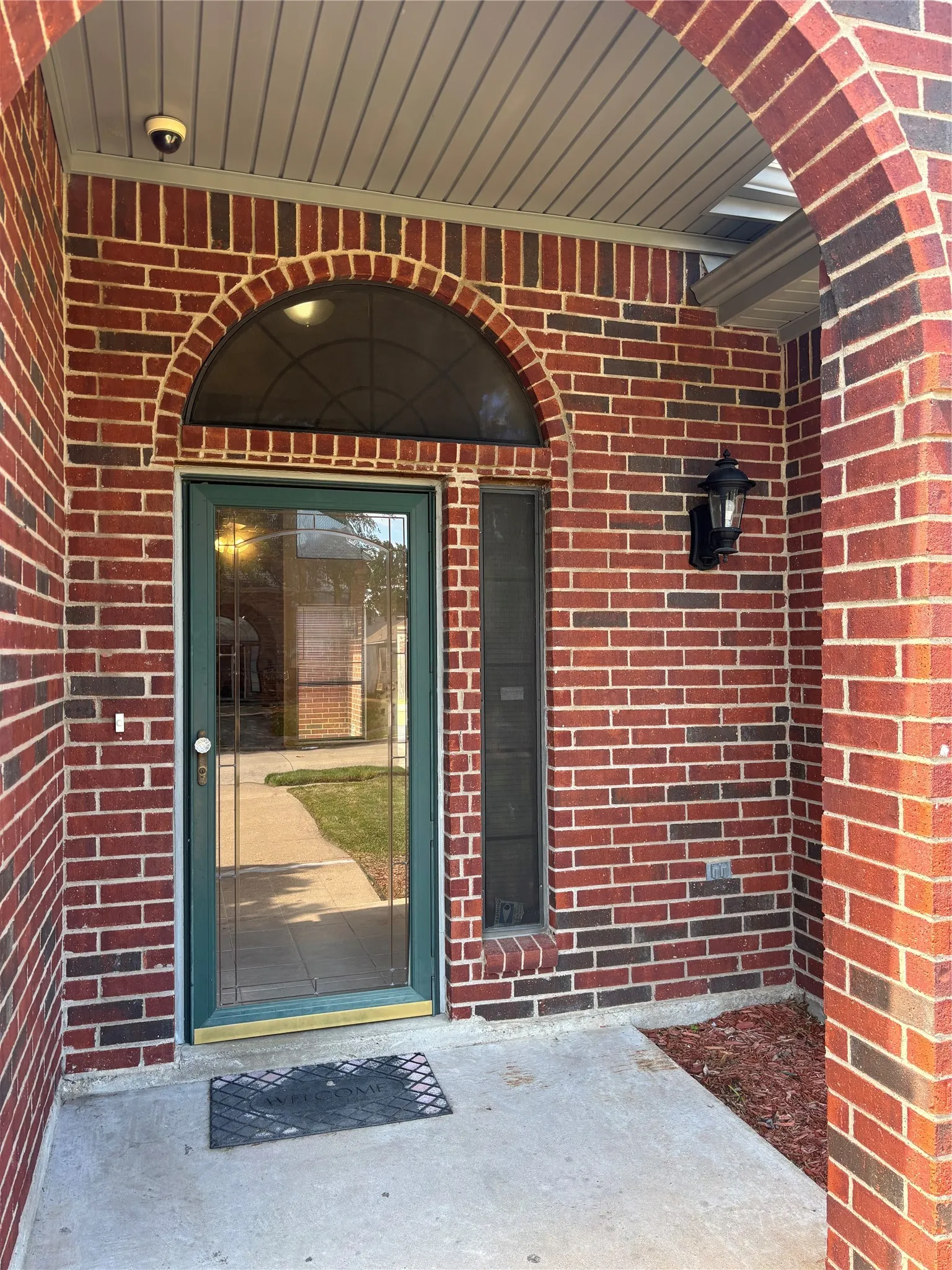 Single Family Residence For Rent in Dallas County , 1615 Ariel Drive, Mesquite, Texas 75181, 4 Bedroom, 2 Bathroom, 2 Garage spaces, 2,002 Sqft, built in 1991, Preowned, Price $3,200, mls#21234870, Real Estate Agent in Mesquite, Homes For Rent in Dallas county, Homes For Rent in Mesquite, Realtor in Mesquite Texas, Real Estate Brokerage Independent Realty Texas, Luminita Cordes Realtor