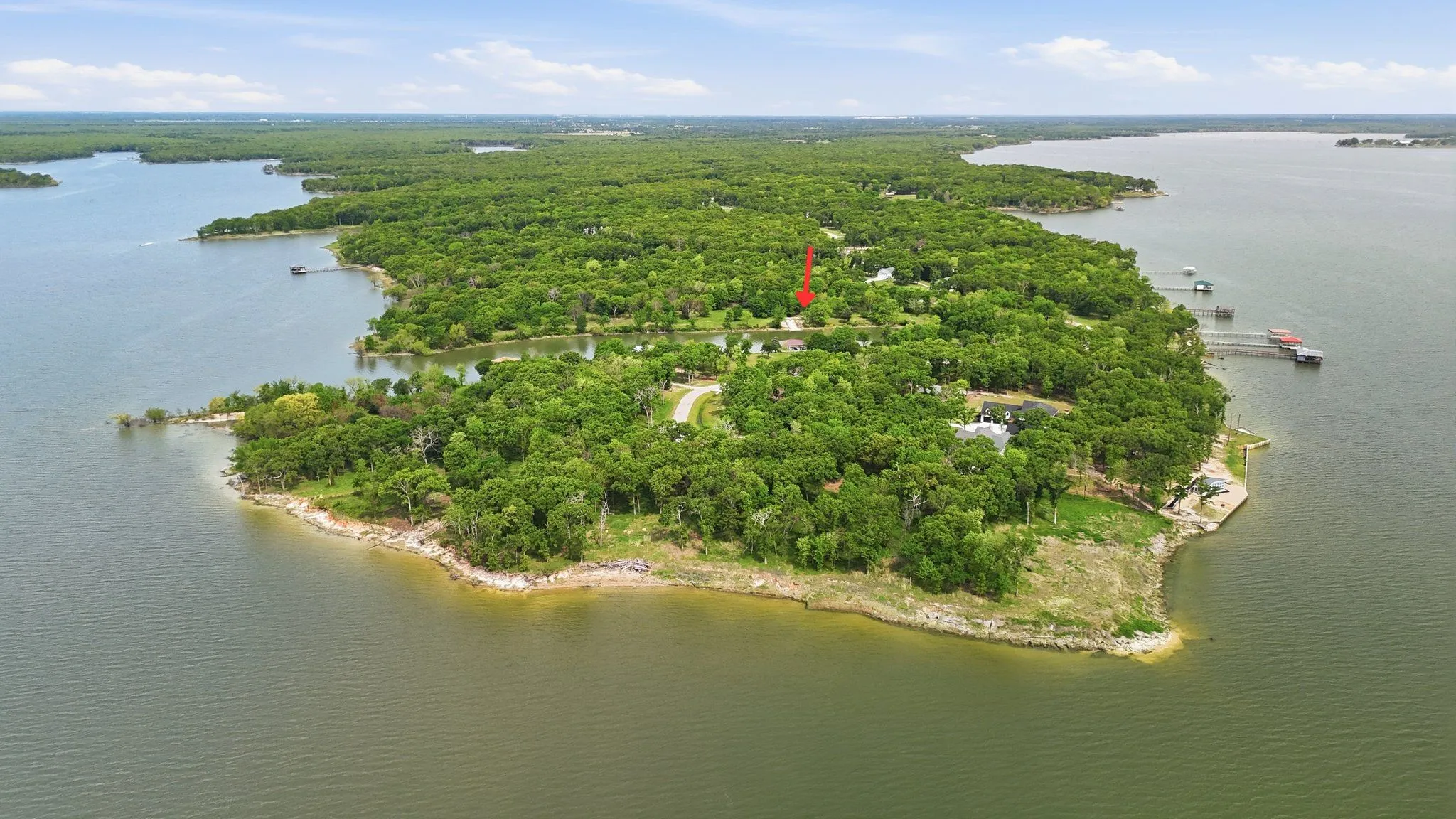 Aerial view showing placement of the lot within the cove